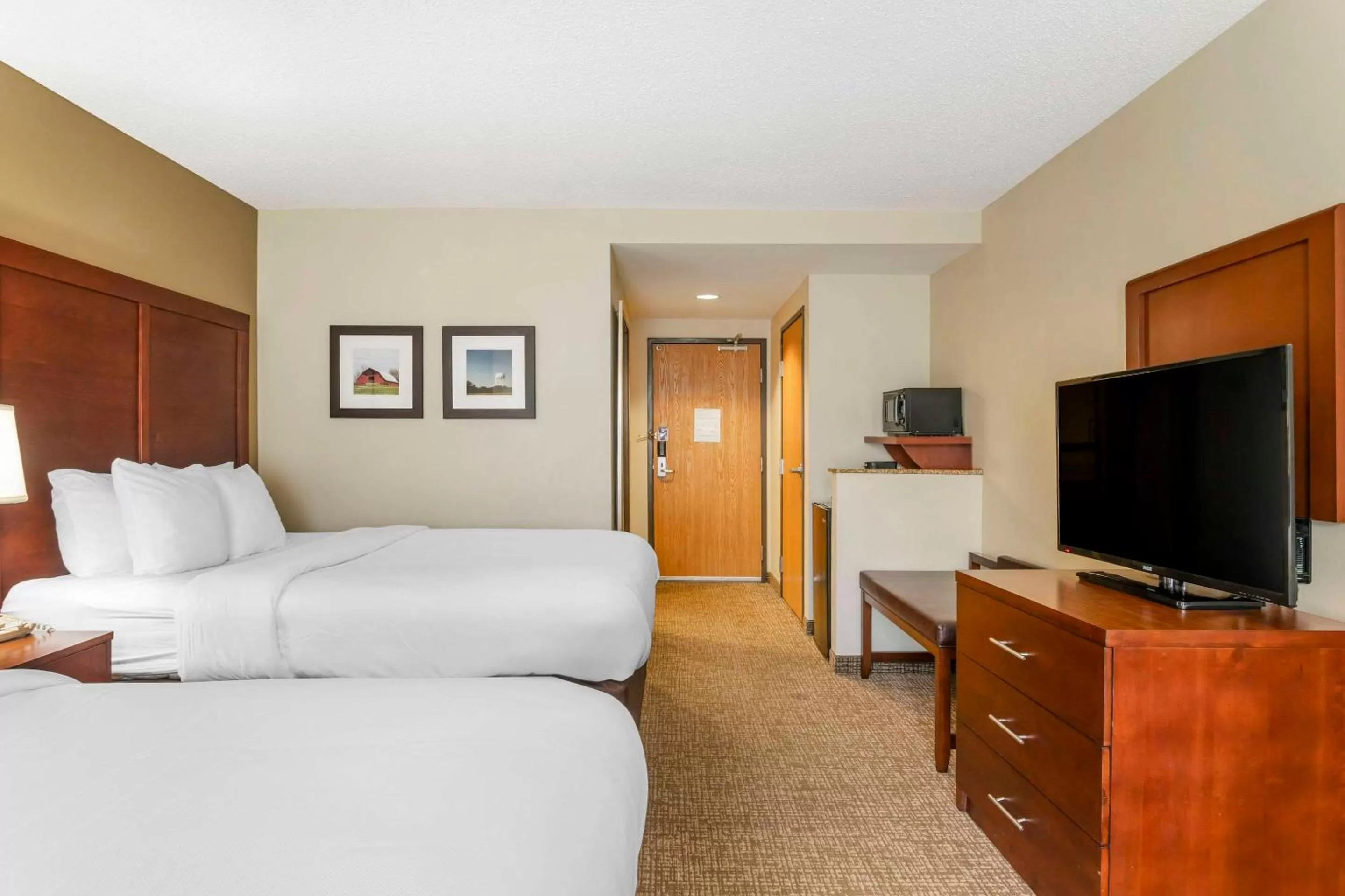 Bedroom, Bed in Comfort Inn & Suites Blytheville