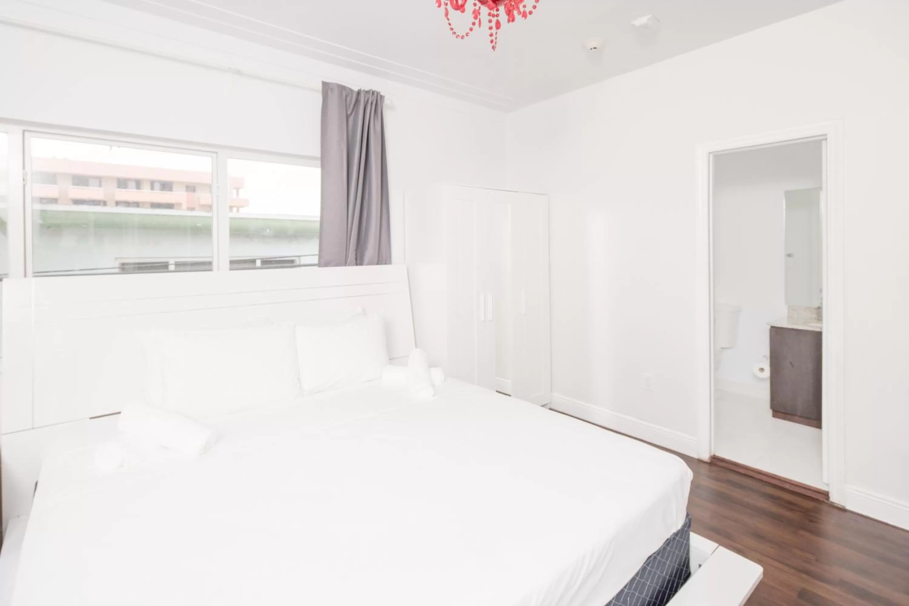 Bed in The Donovan at Miami Beach