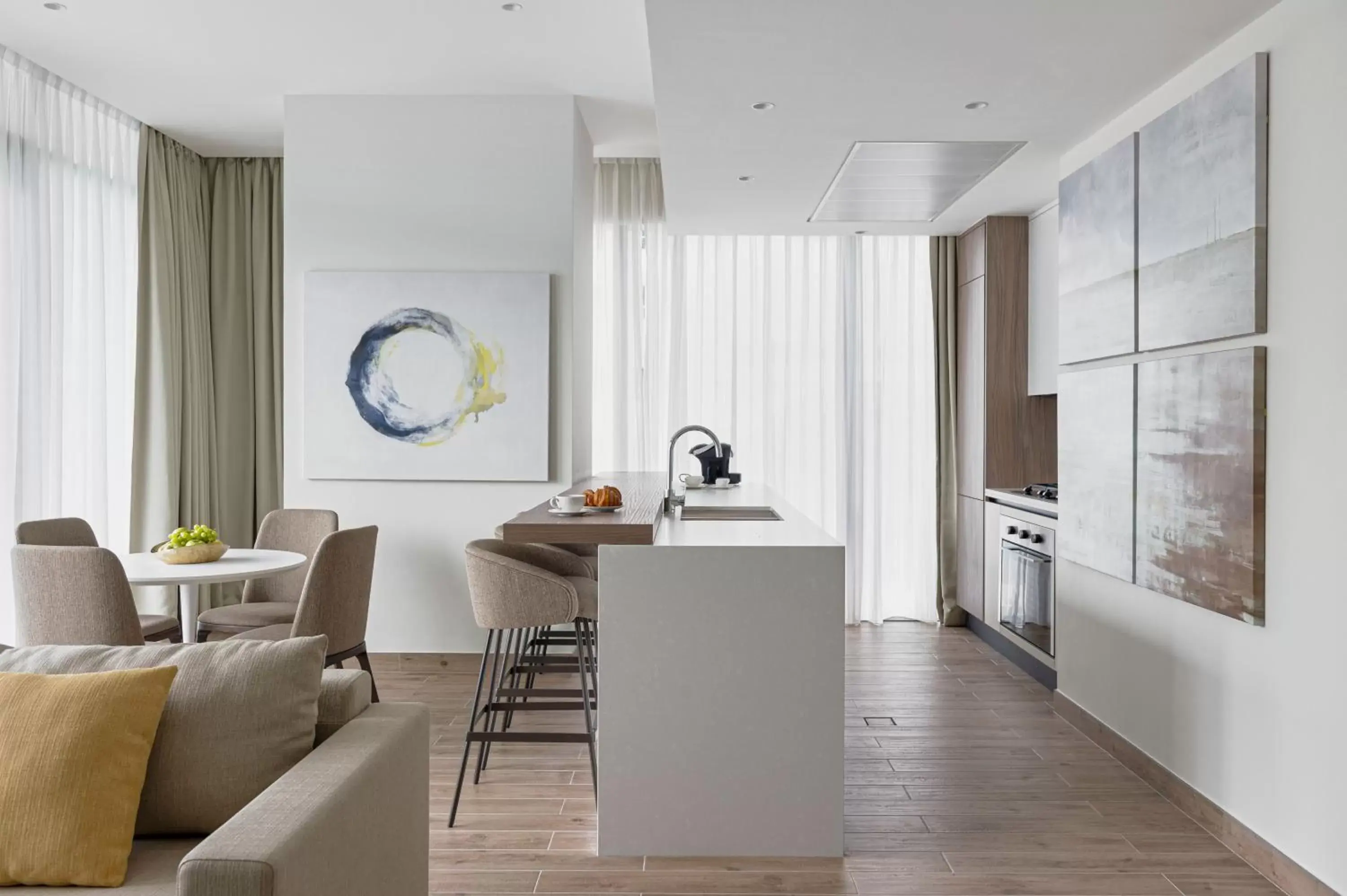 Two-Bedroom Suite in Jumeirah Living Marina Gate Dubai Two-Bedroom Suite in Jumeirah Living Marina Gate Dubai