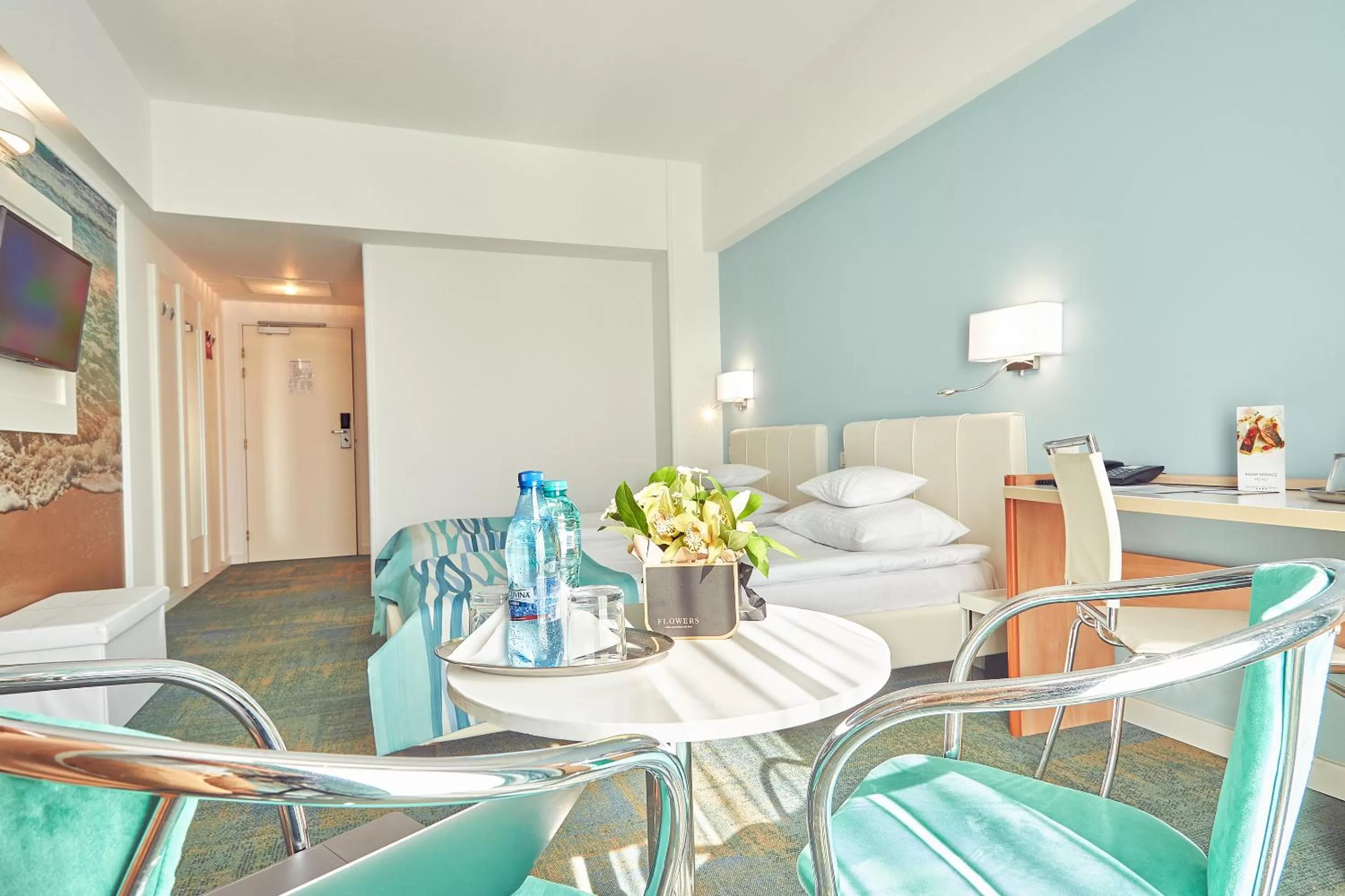 Seating area in Continental Forum Constanta