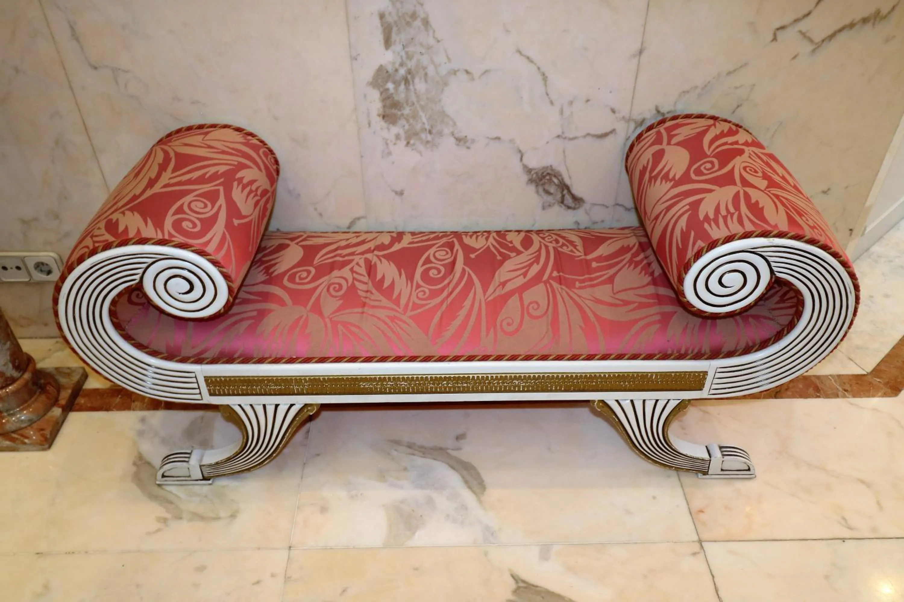 Decorative detail in Hostal Hispano - Argentino Gran Vía