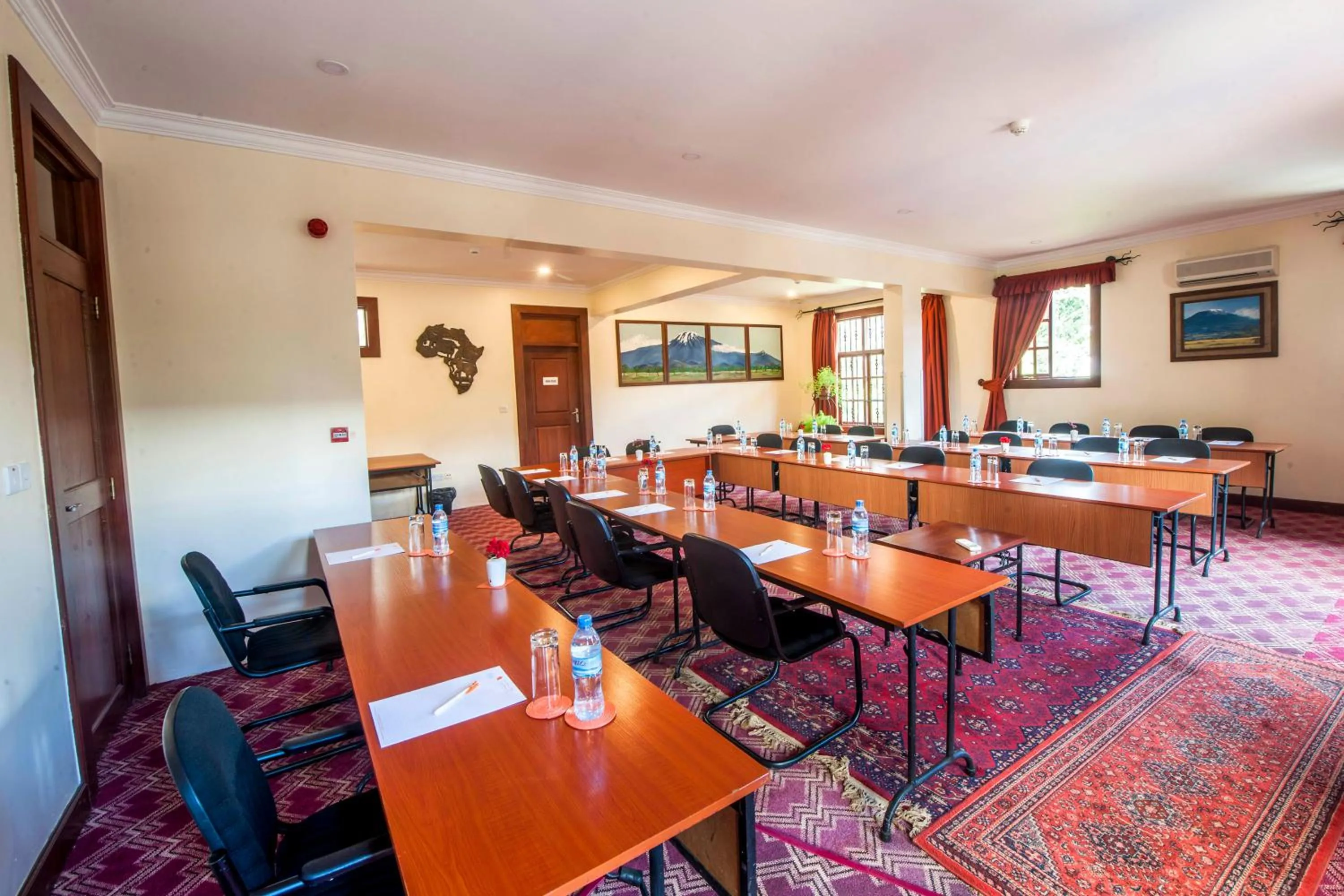 Meeting/conference room in African Tulip Hotel