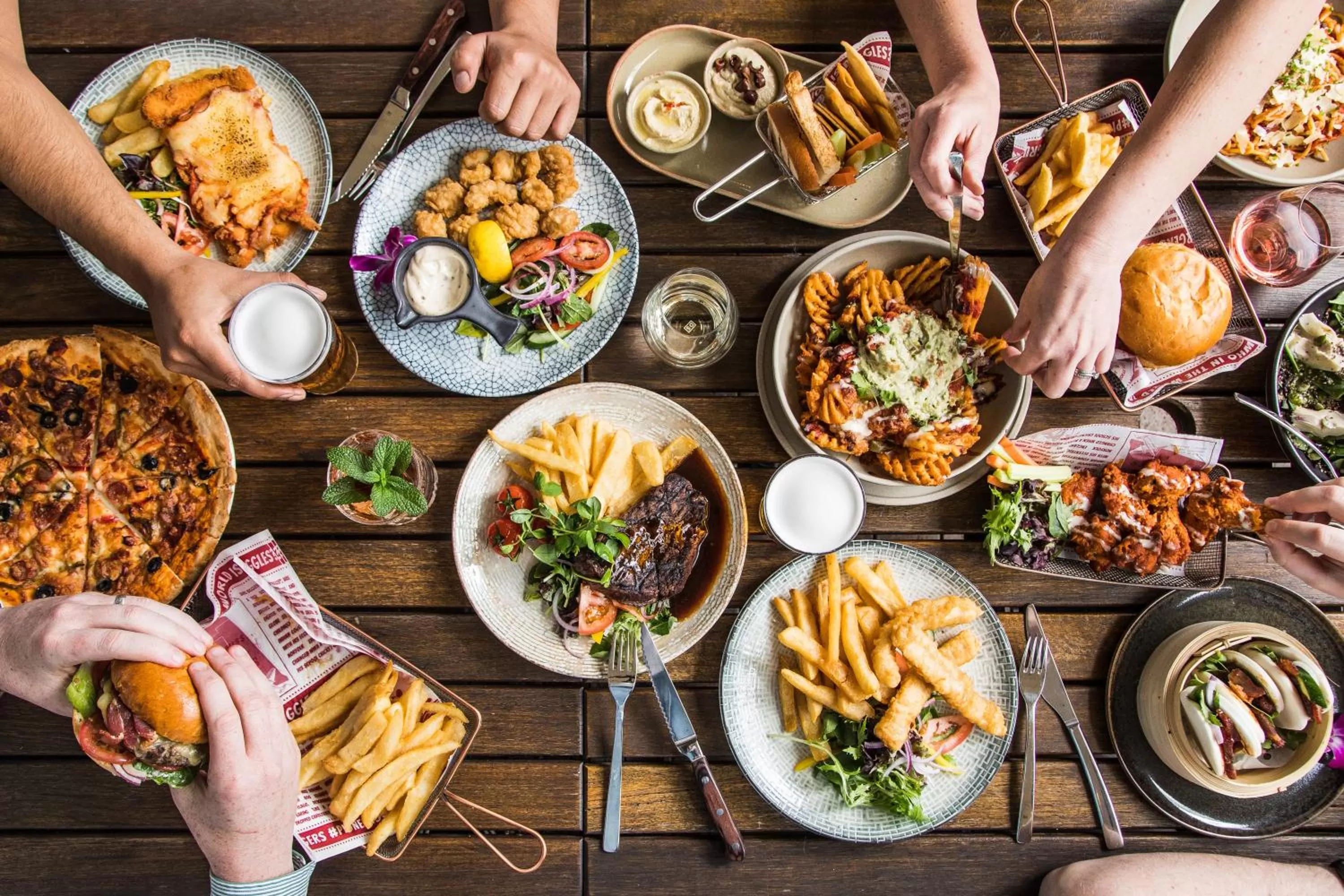 Restaurant/places to eat in Crowne Plaza Sydney Airport by IHG