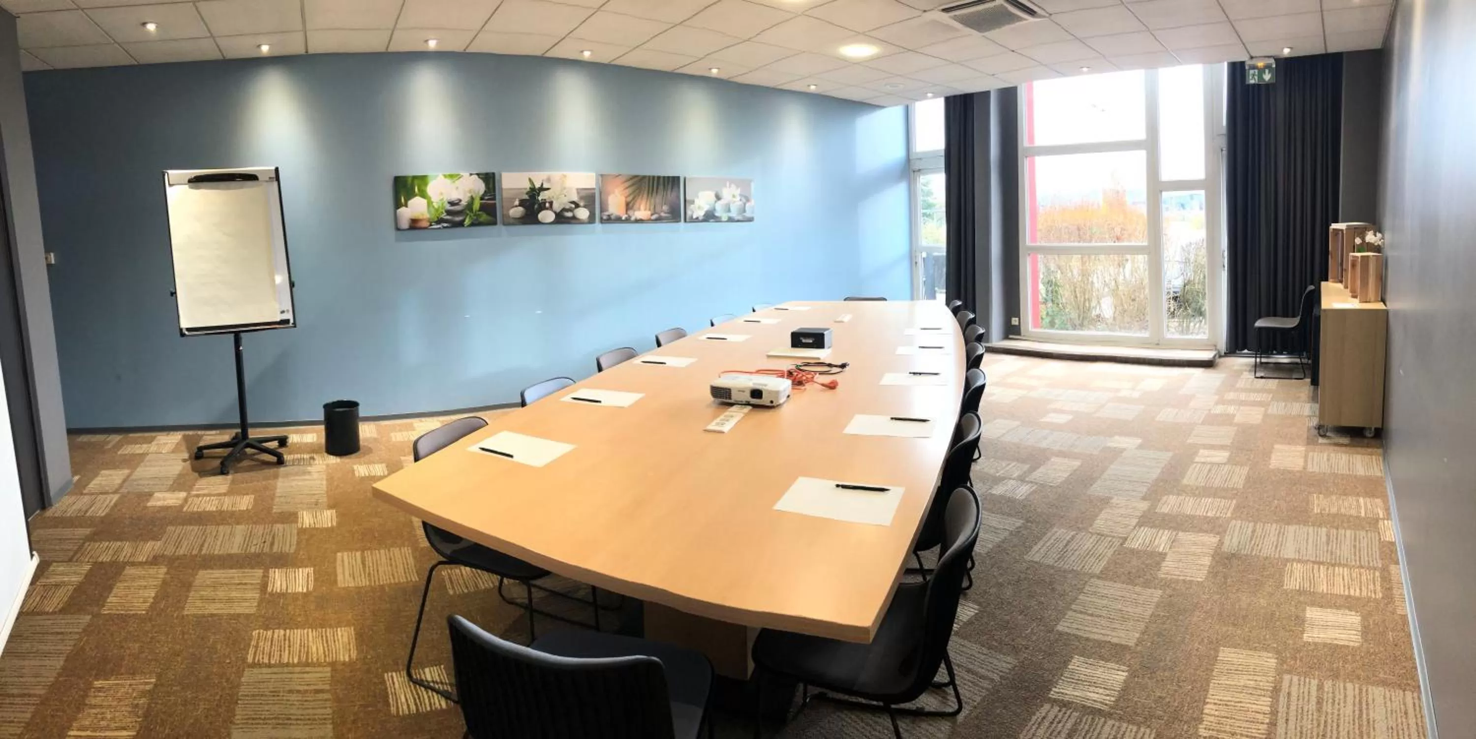 Business facilities in ibis Metz Nord