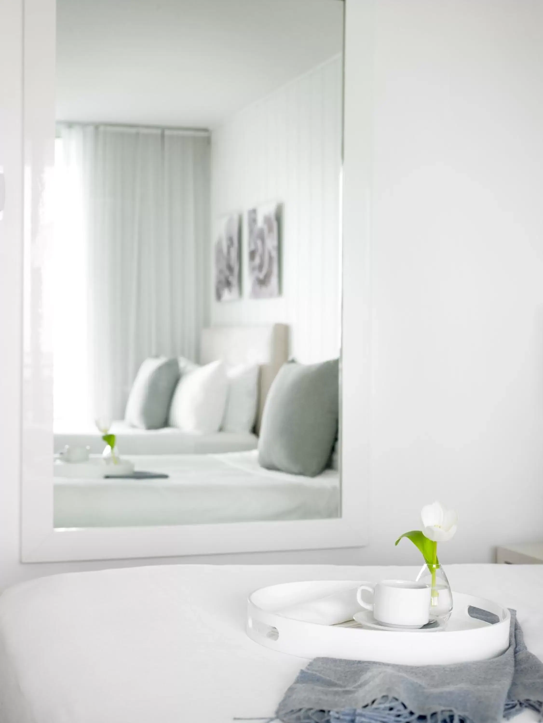 Double Room with Two Double Beds and Bay View in Grand Beach Hotel Double Room with Two Double Beds and Bay View in Grand Beach Hotel