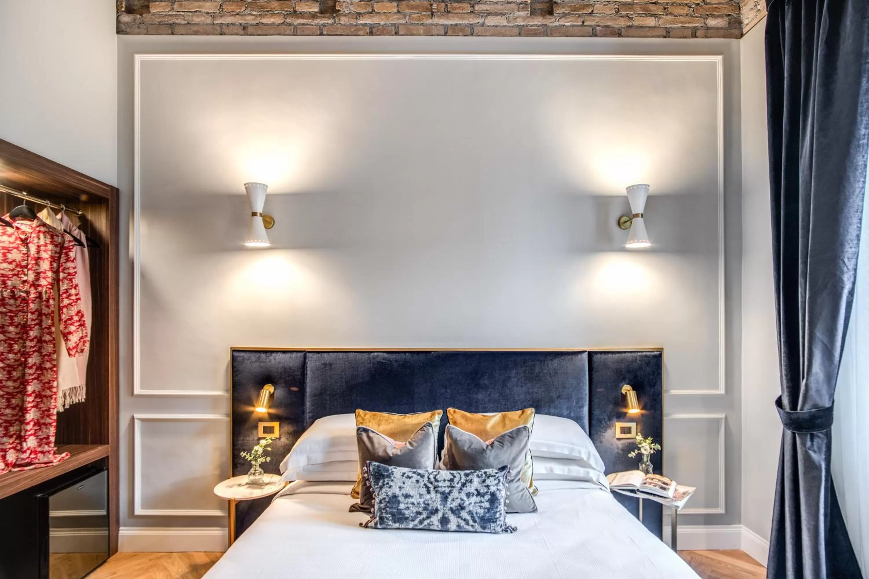 Bed in Tree Charme Augusto Boutique Hotel