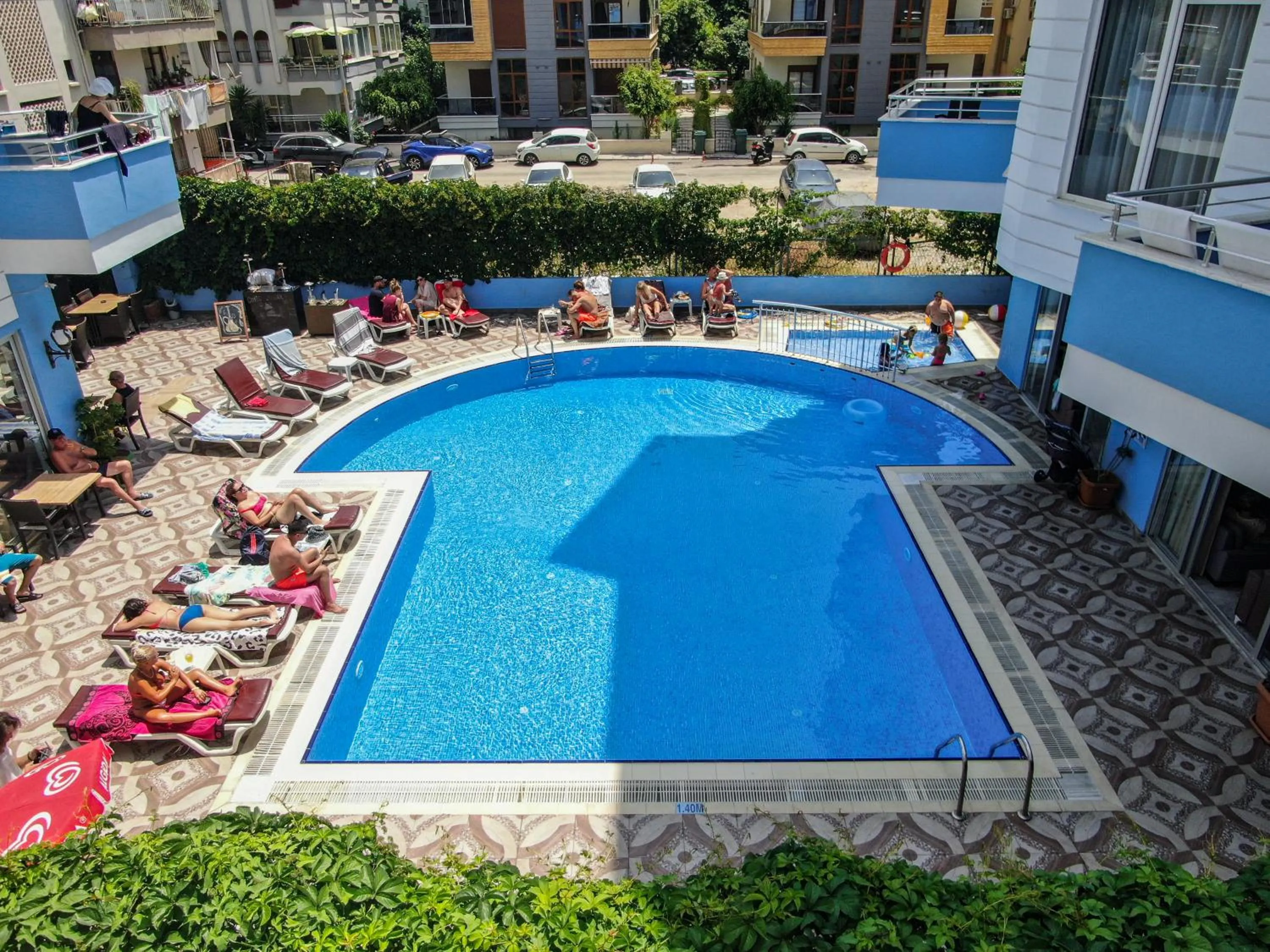 Hawaii Suite Beach Hotel