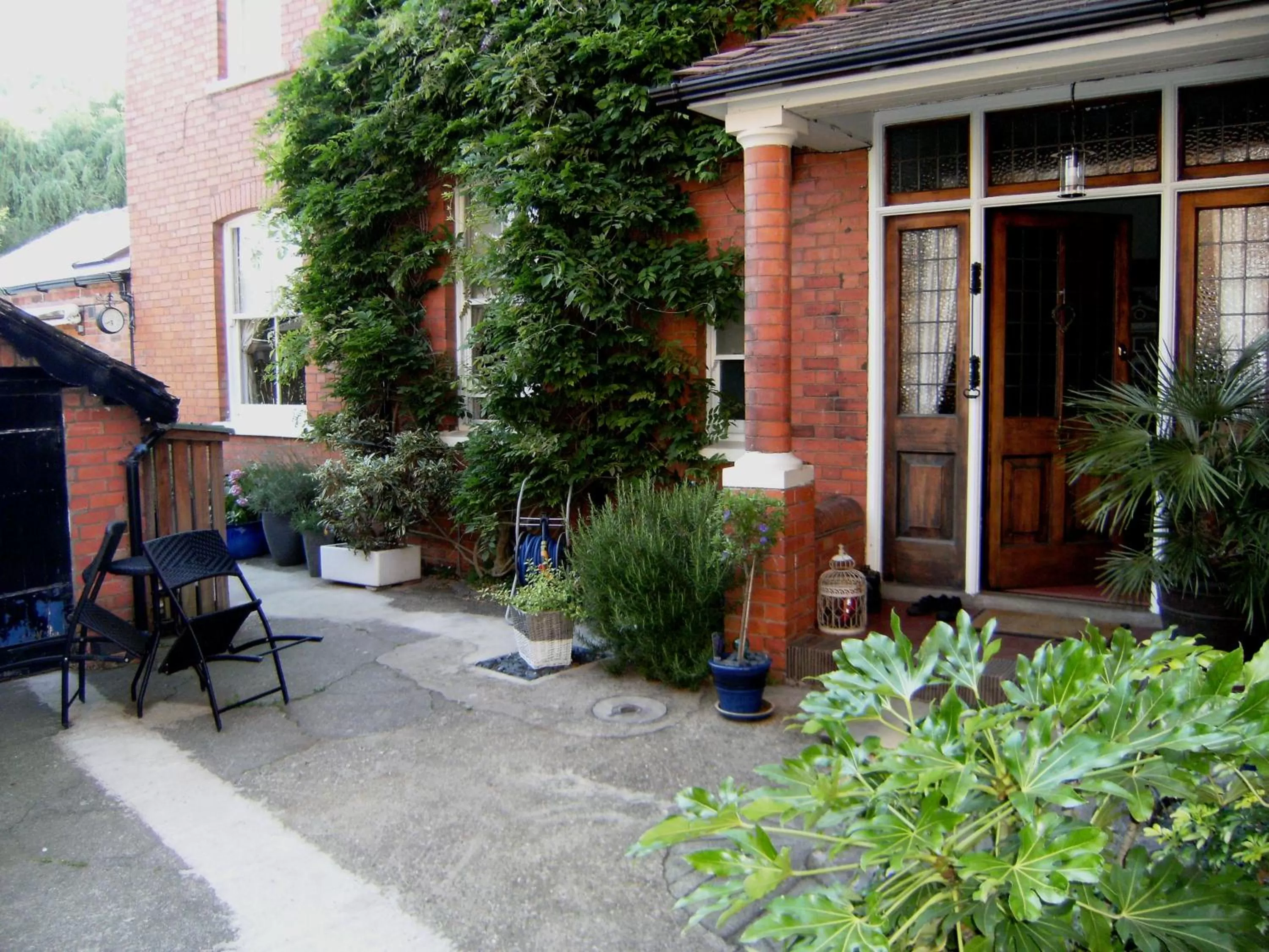 Facade/entrance in Bridge House Bed & Breakfast