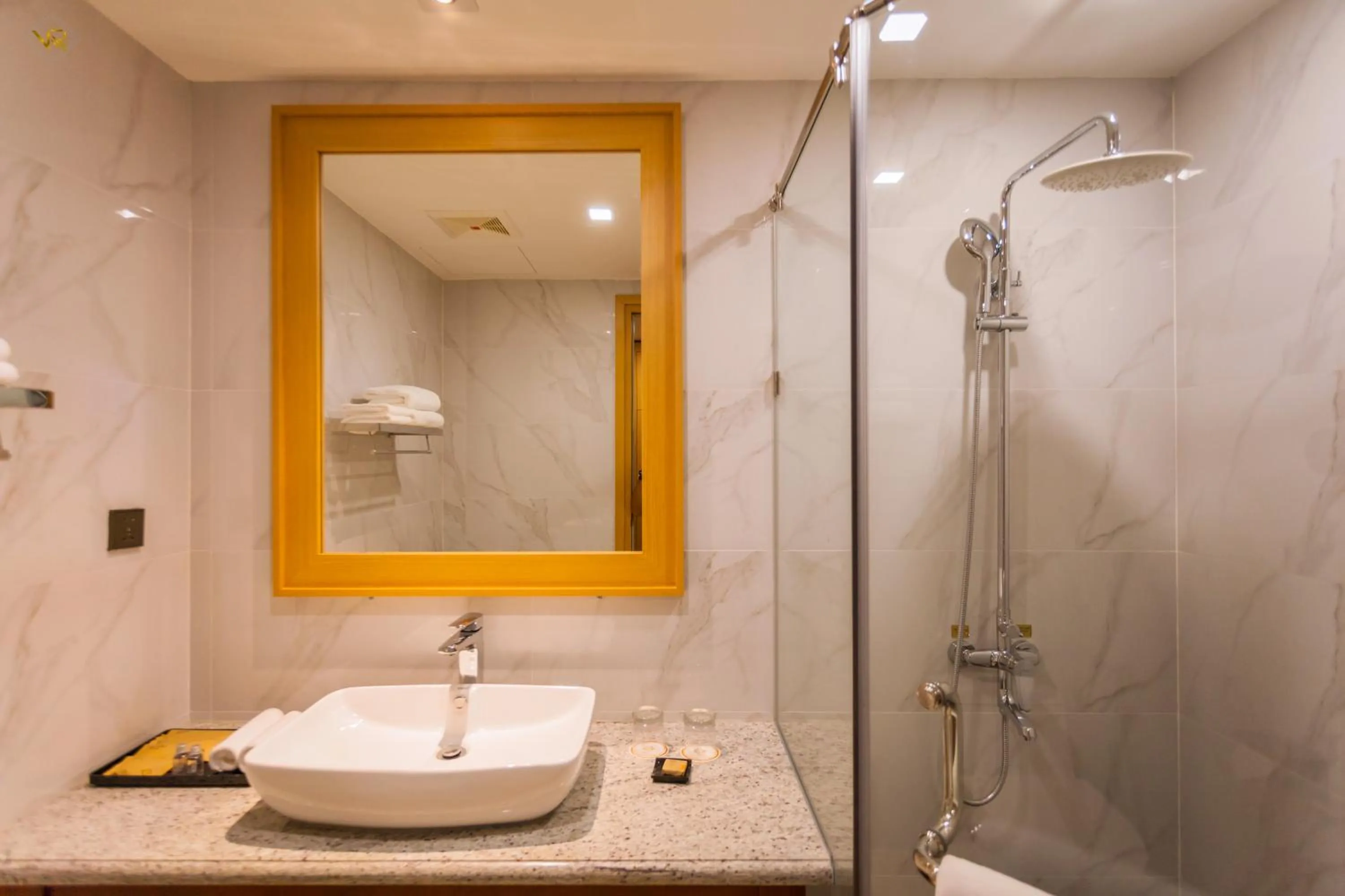 GOLDEN ERA Hotel - Vung Tau Riva Hotel