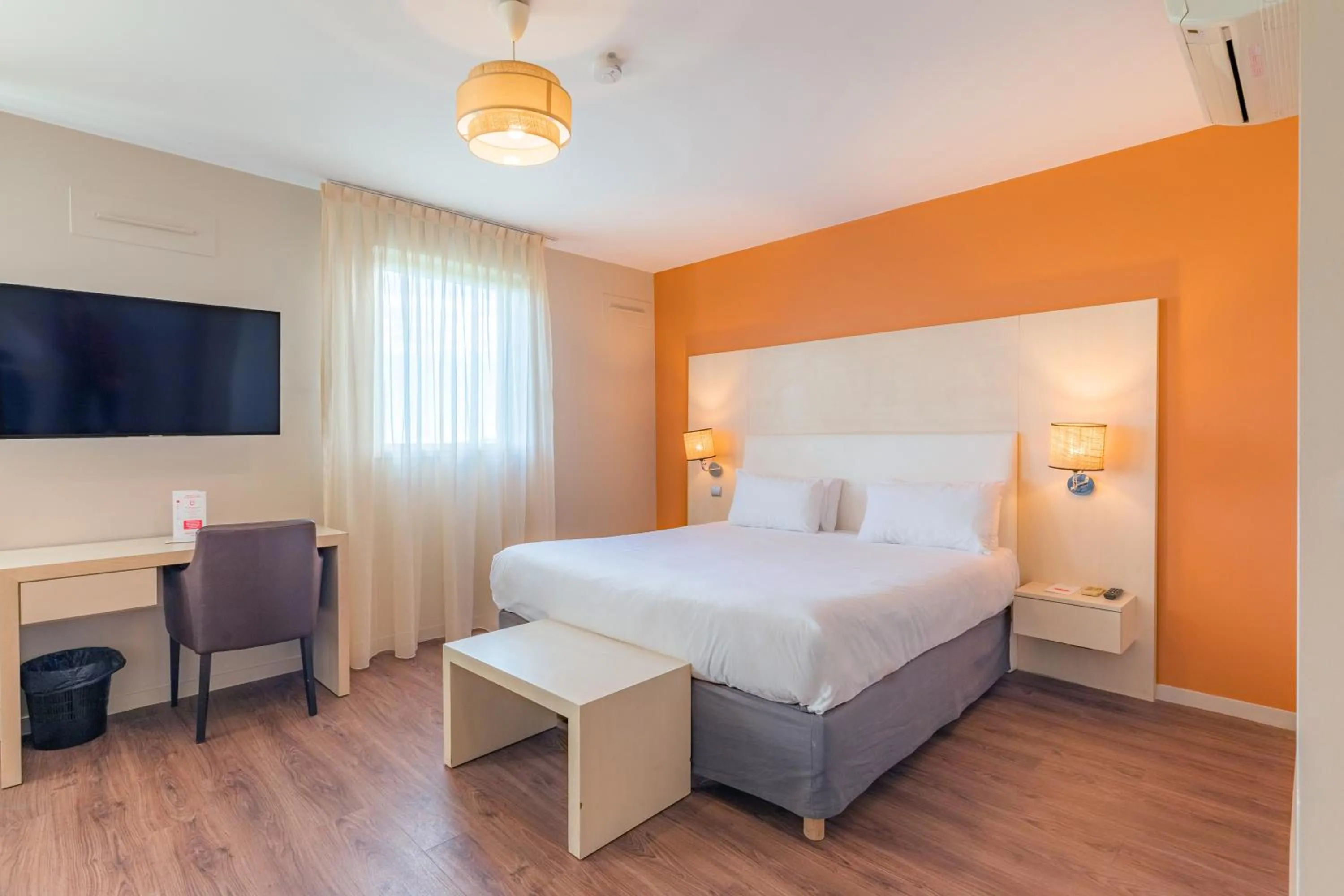 TV and multimedia, Bed in Appart’City Confort Montpellier Ovalie I