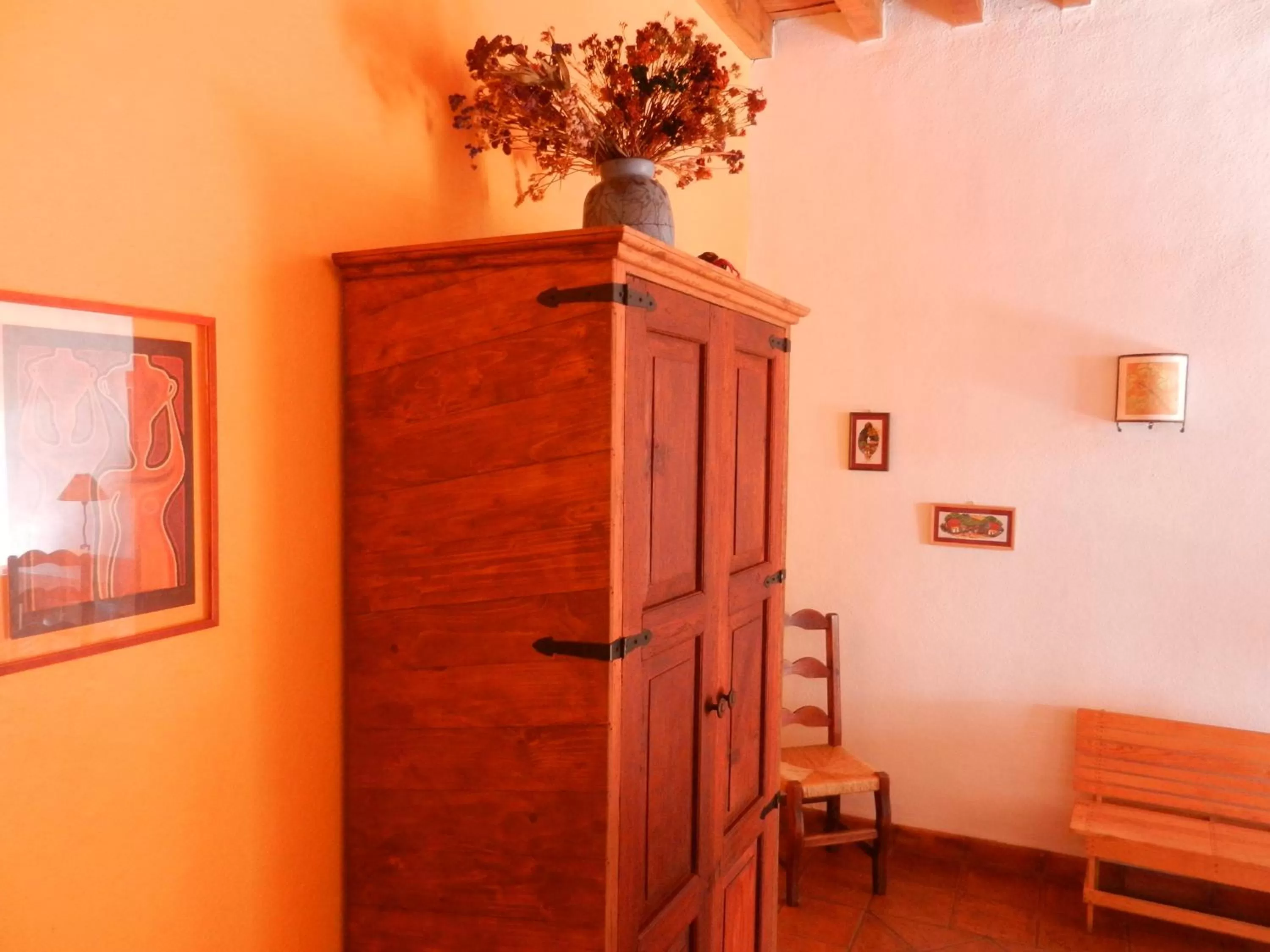 Decorative detail in Posada Yolihuani