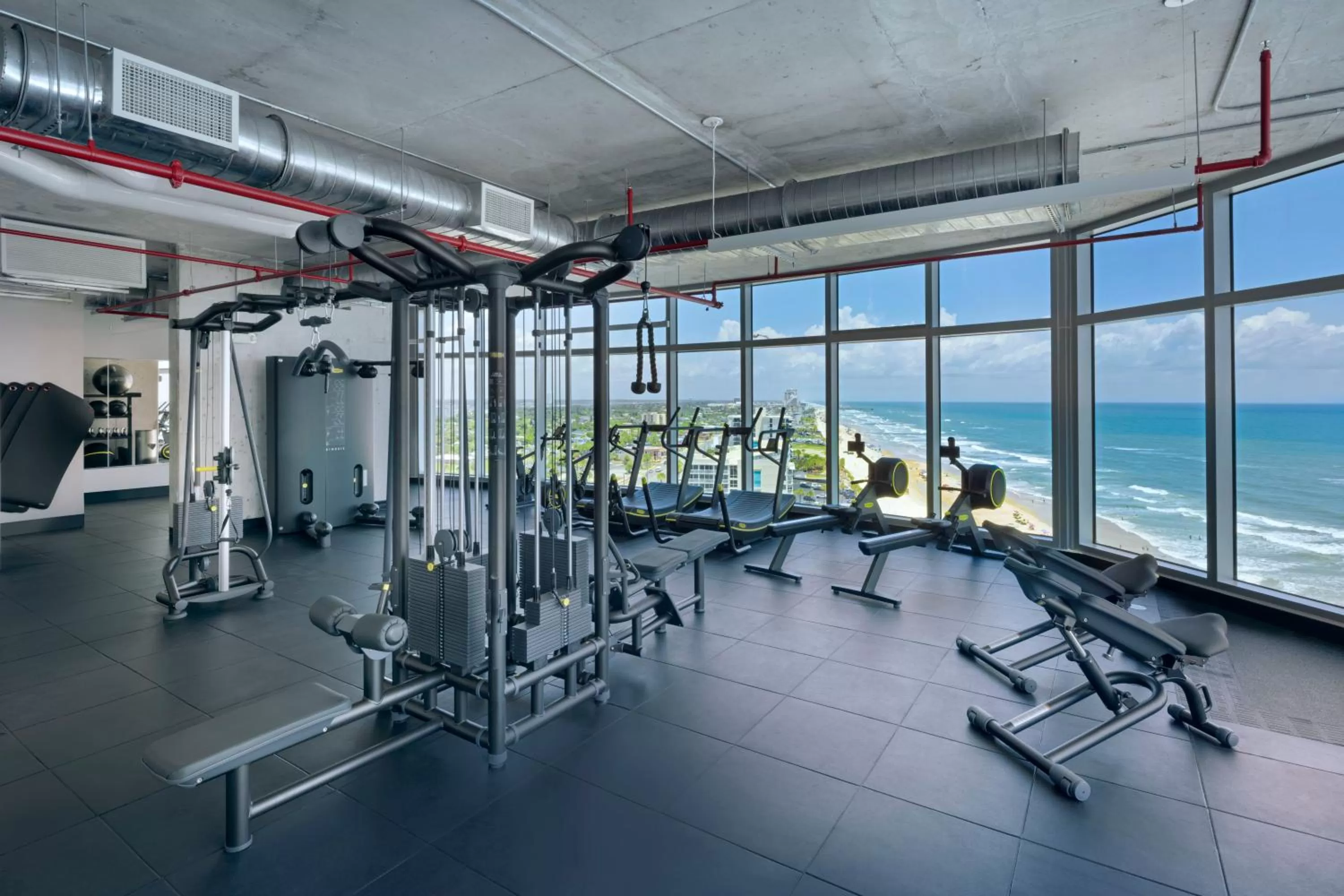 Fitness centre/facilities in Max Beach Resort