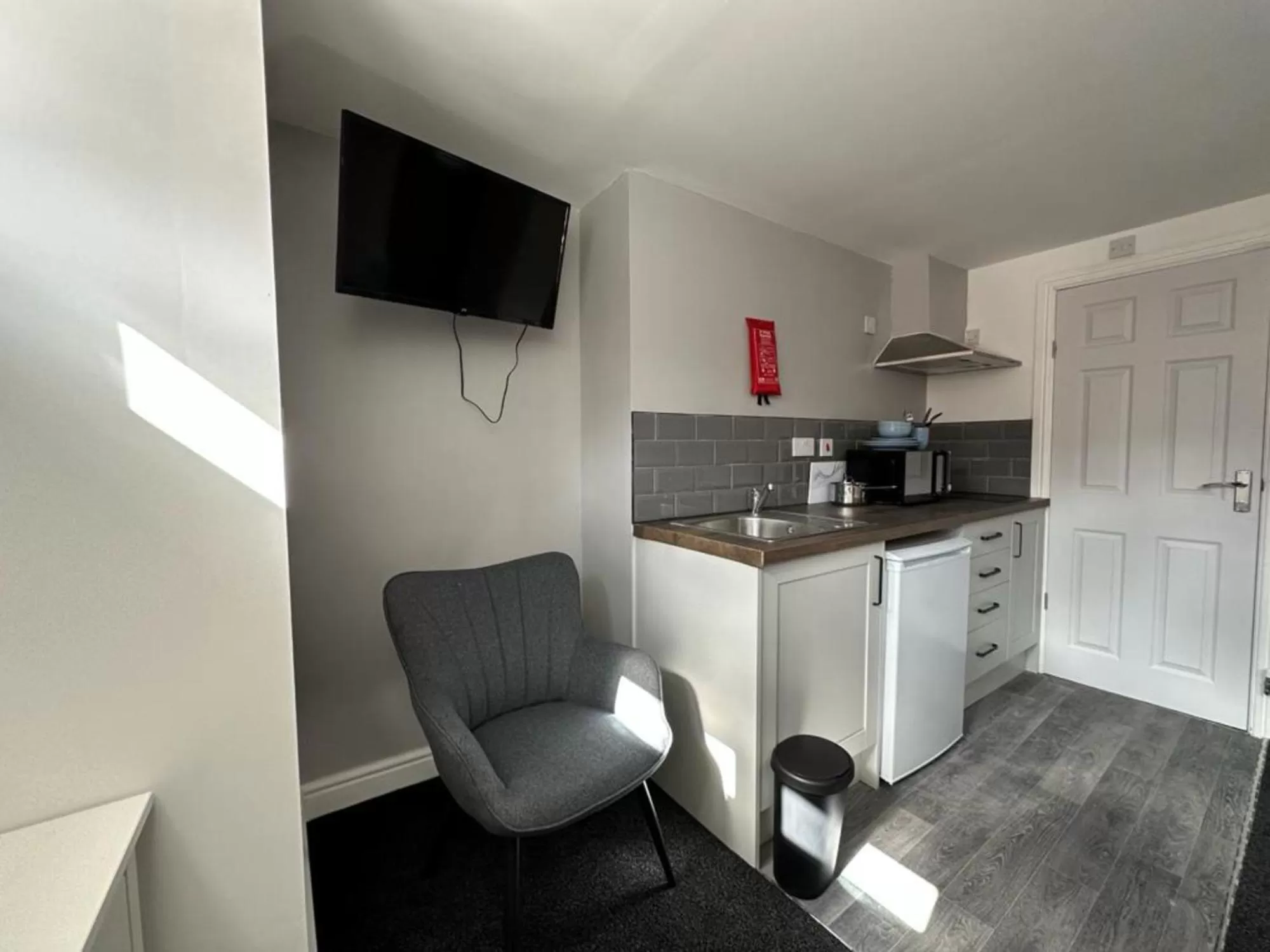 Kitchen/Kitchenette in The Fishpond - Premier Nottingham Studios