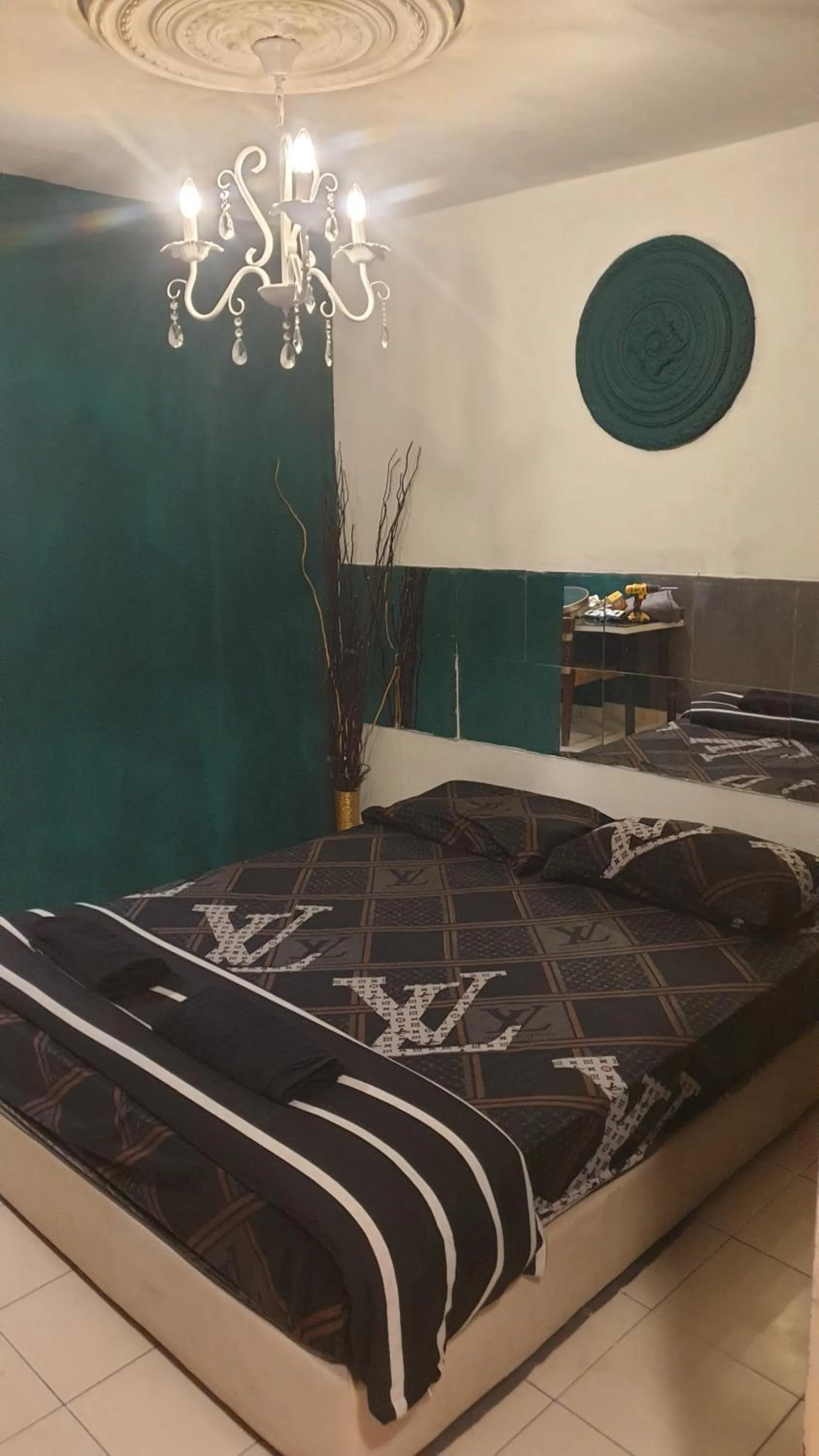 Property building, Bed in City Inn Hotel