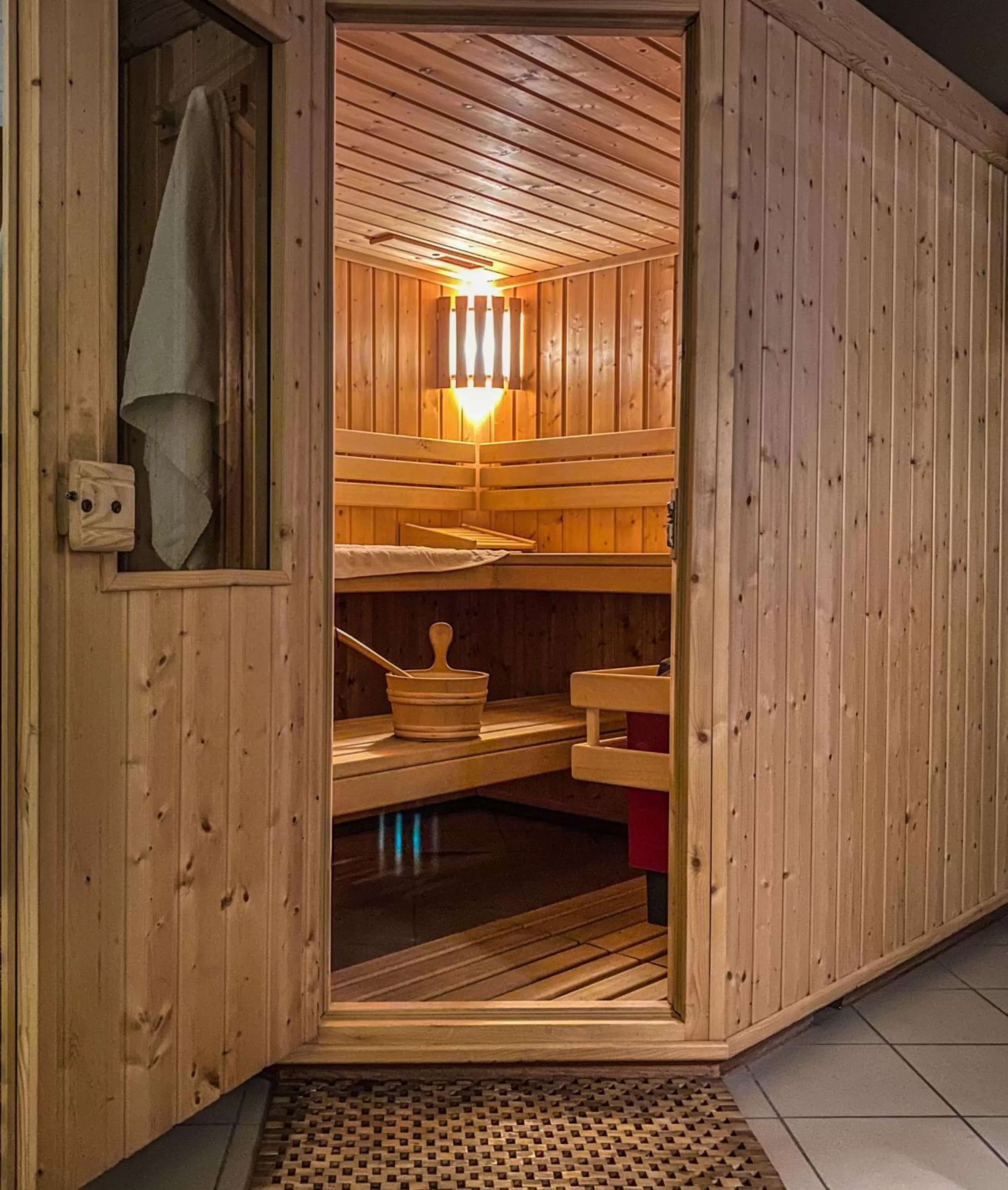 Sauna in Appart'Hôtel LIDO au bord de l'eau