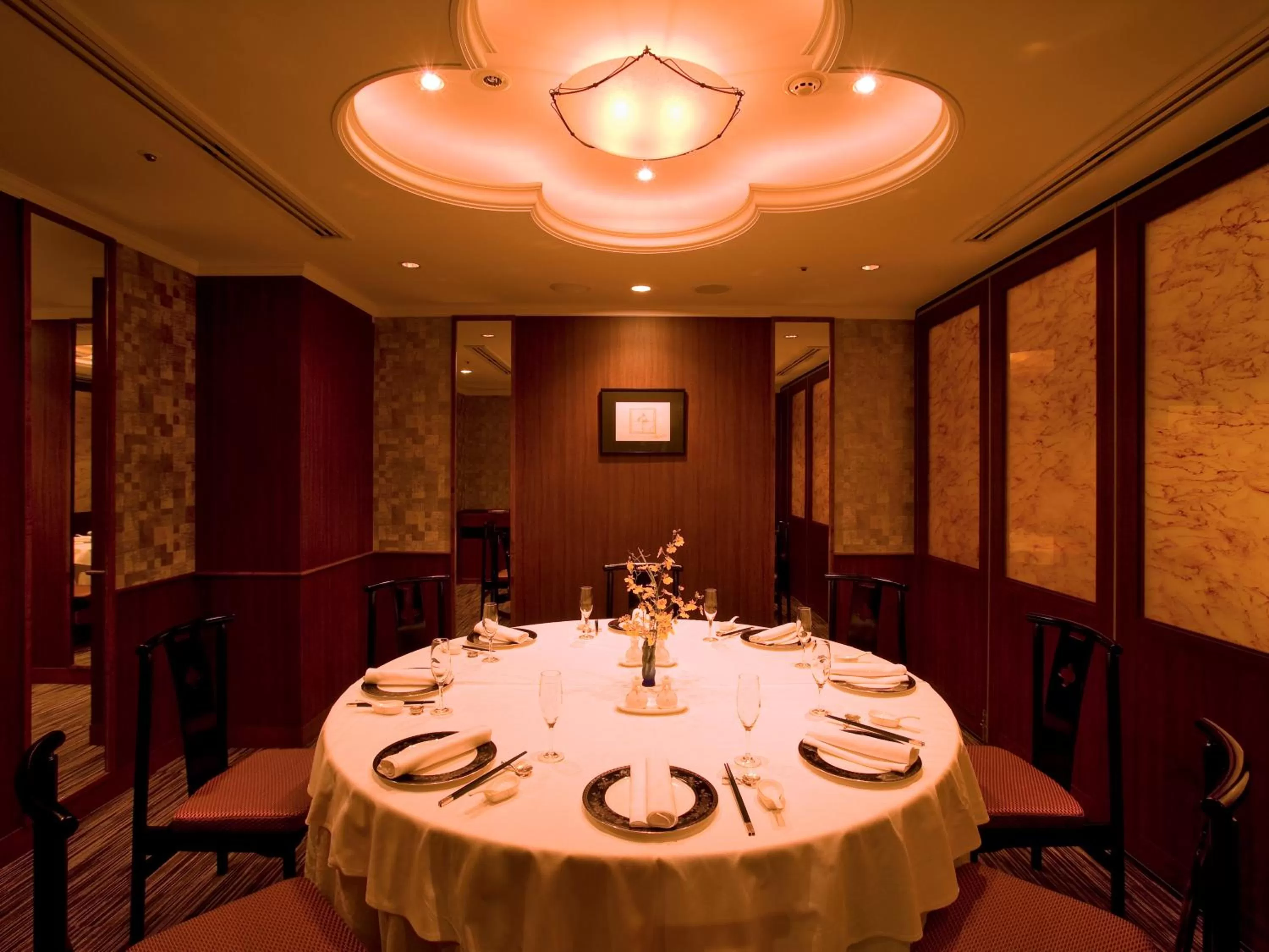 Restaurant/places to eat in Nishitetsu Grand Hotel