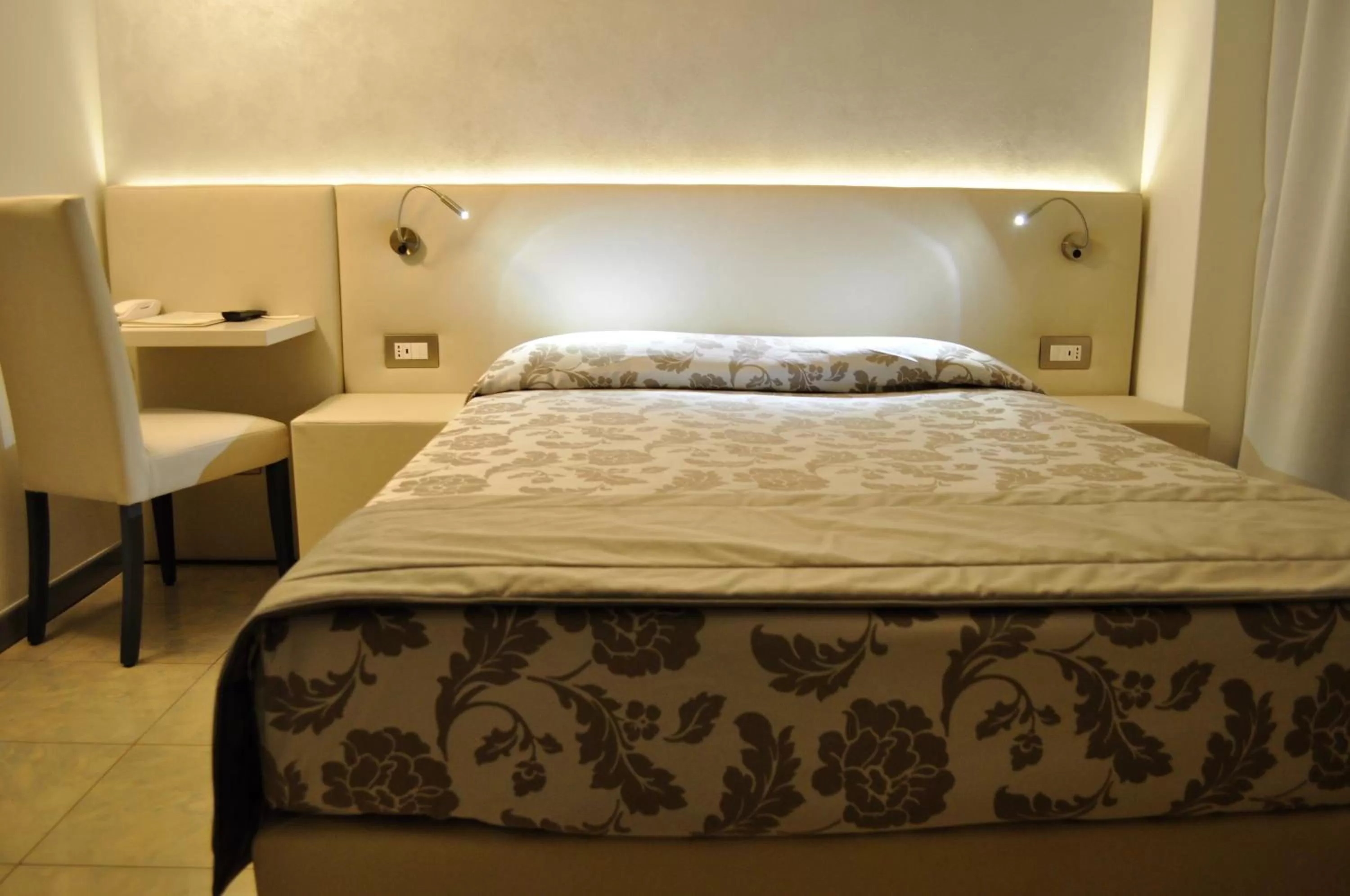 Bedroom in Hotel Garibaldi