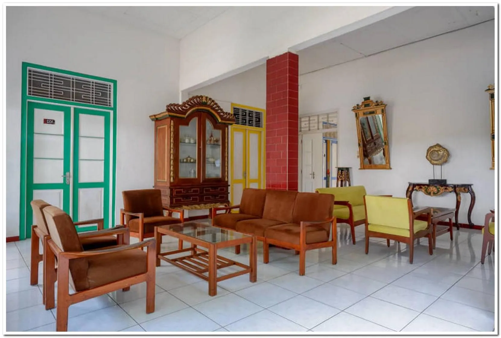 Area and facilities in RedDoorz @ Prawirotaman