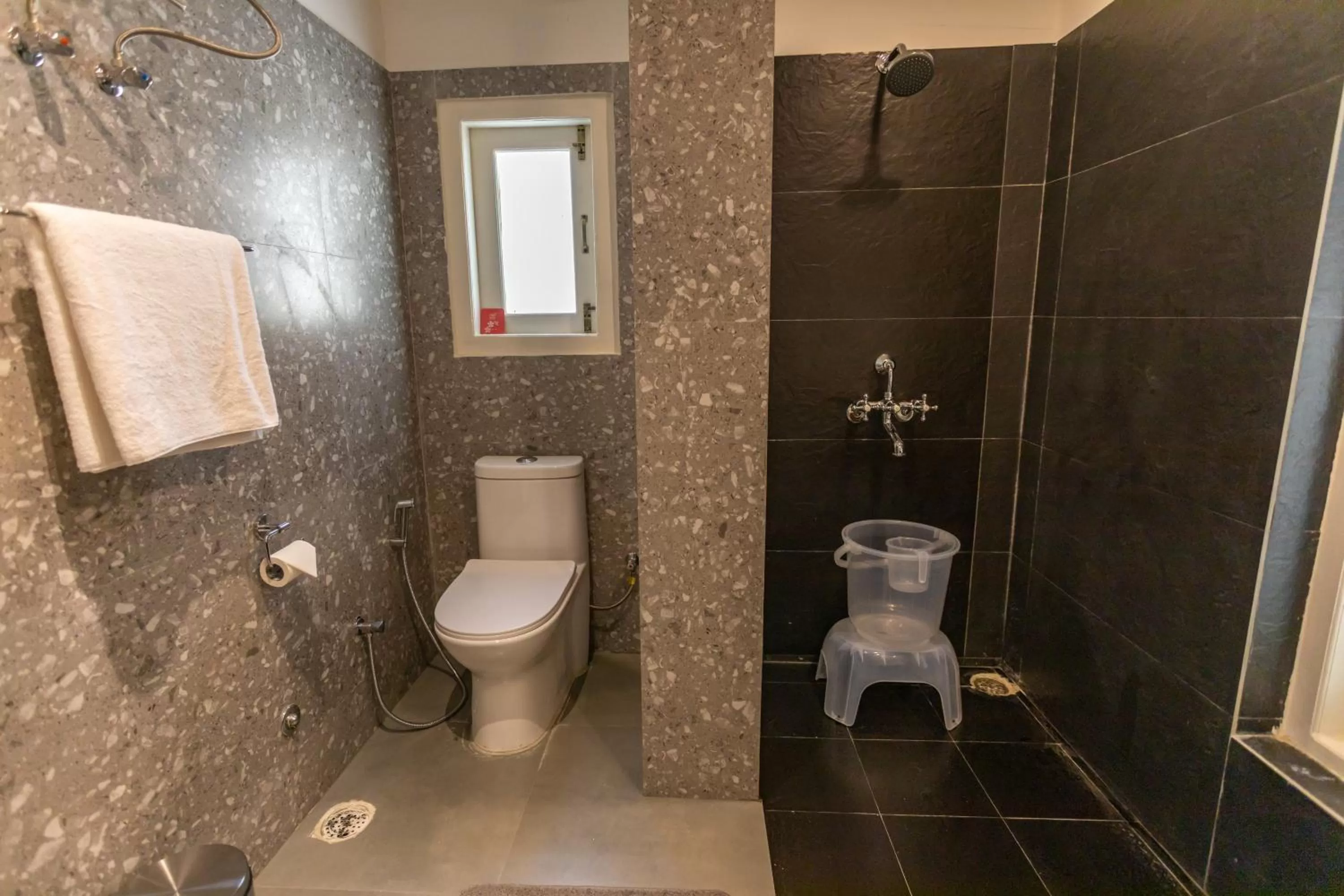 Bathroom in Seclude Shimla, Taraview