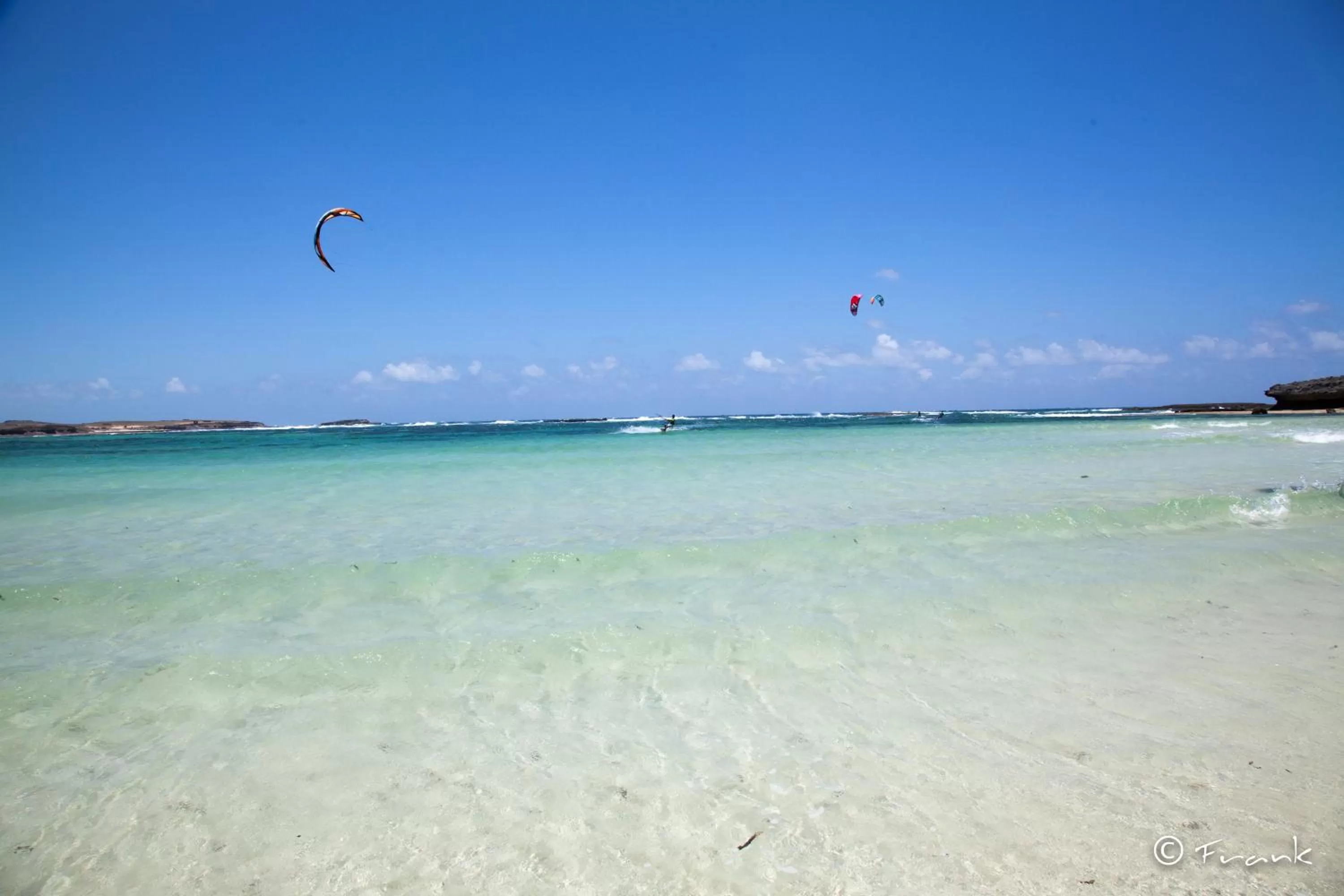 Windsurfing, Beach in Hotel Lakana Ramena