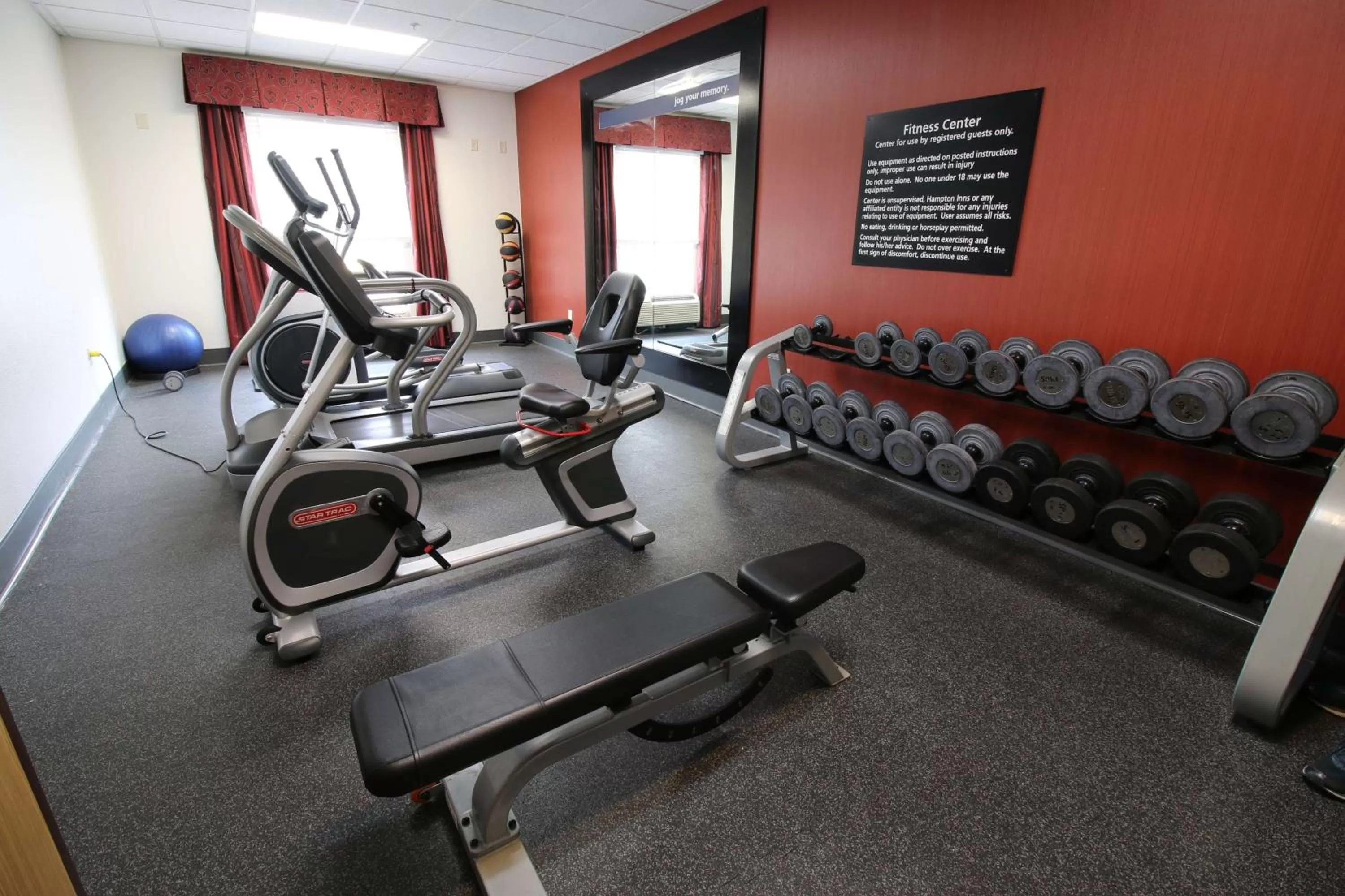 Fitness centre/facilities in Hampton Inn & Suites Palm Coast
