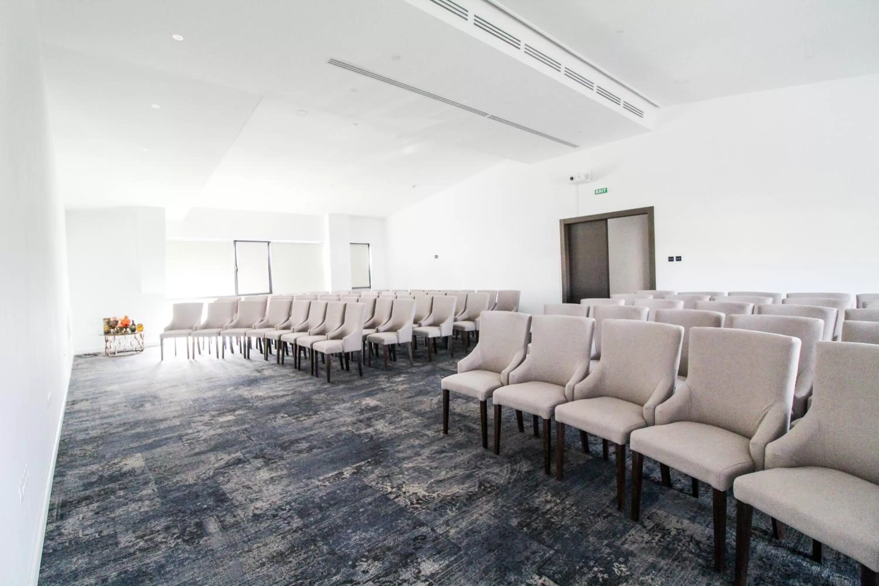 Business facilities in Hotel Avenue - Avenue Hotels