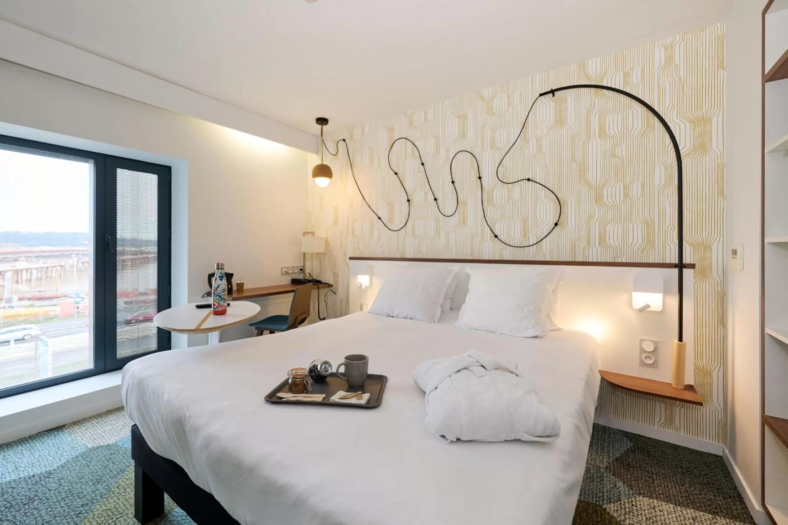 Photo of the whole room, Bed in ibis Styles Bordeaux Begles Arena