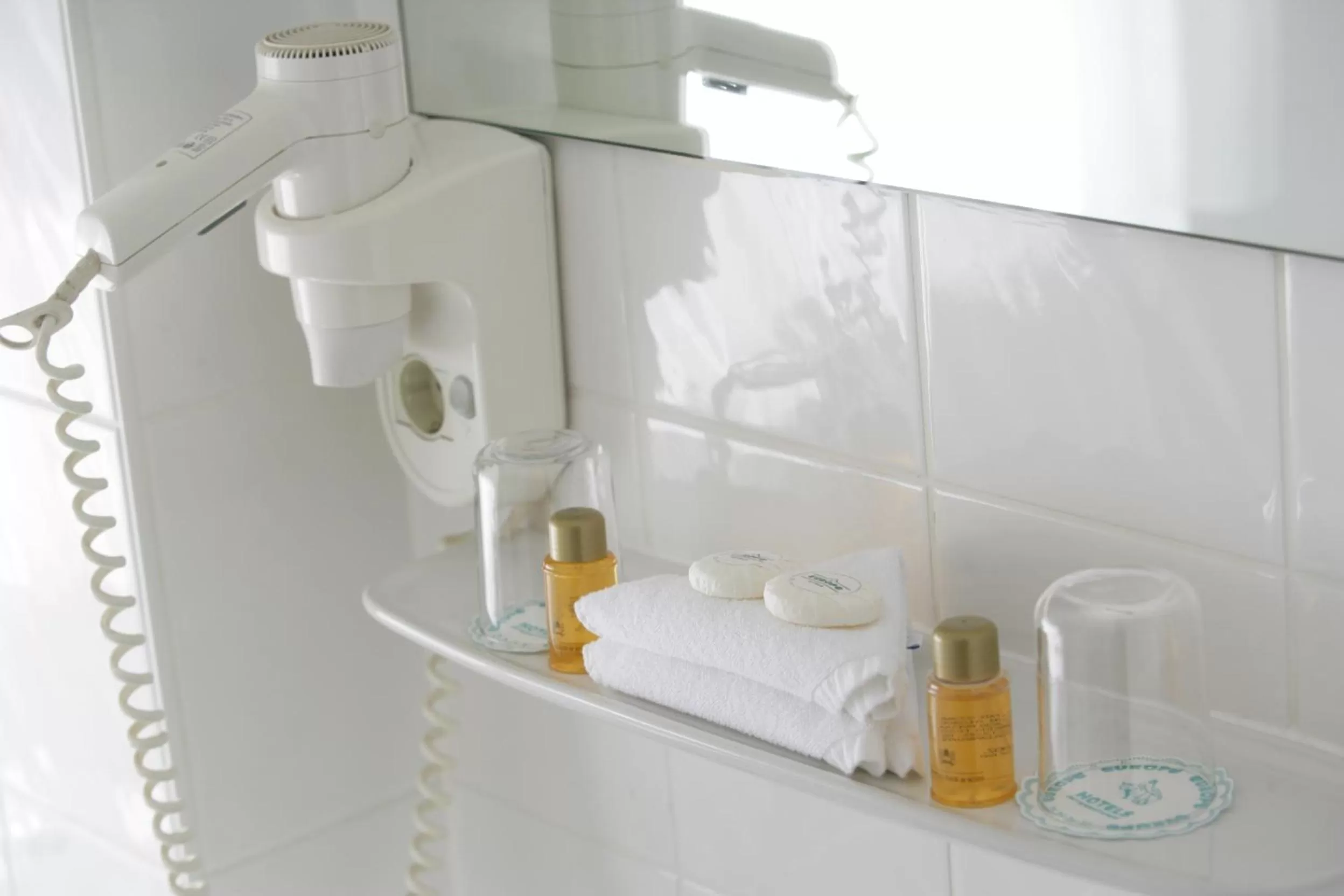 Bathroom in Hotel Senator München