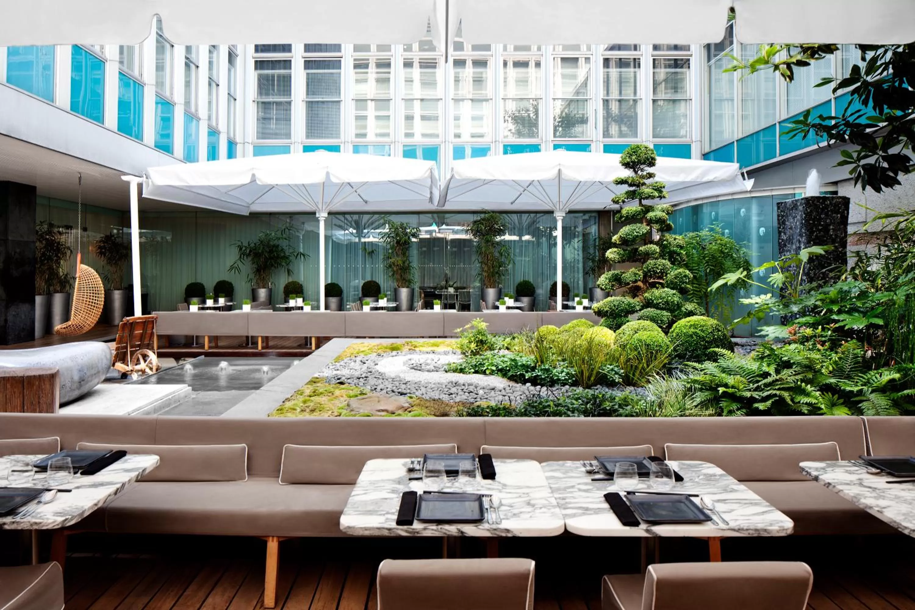 Restaurant/places to eat in Sanderson London