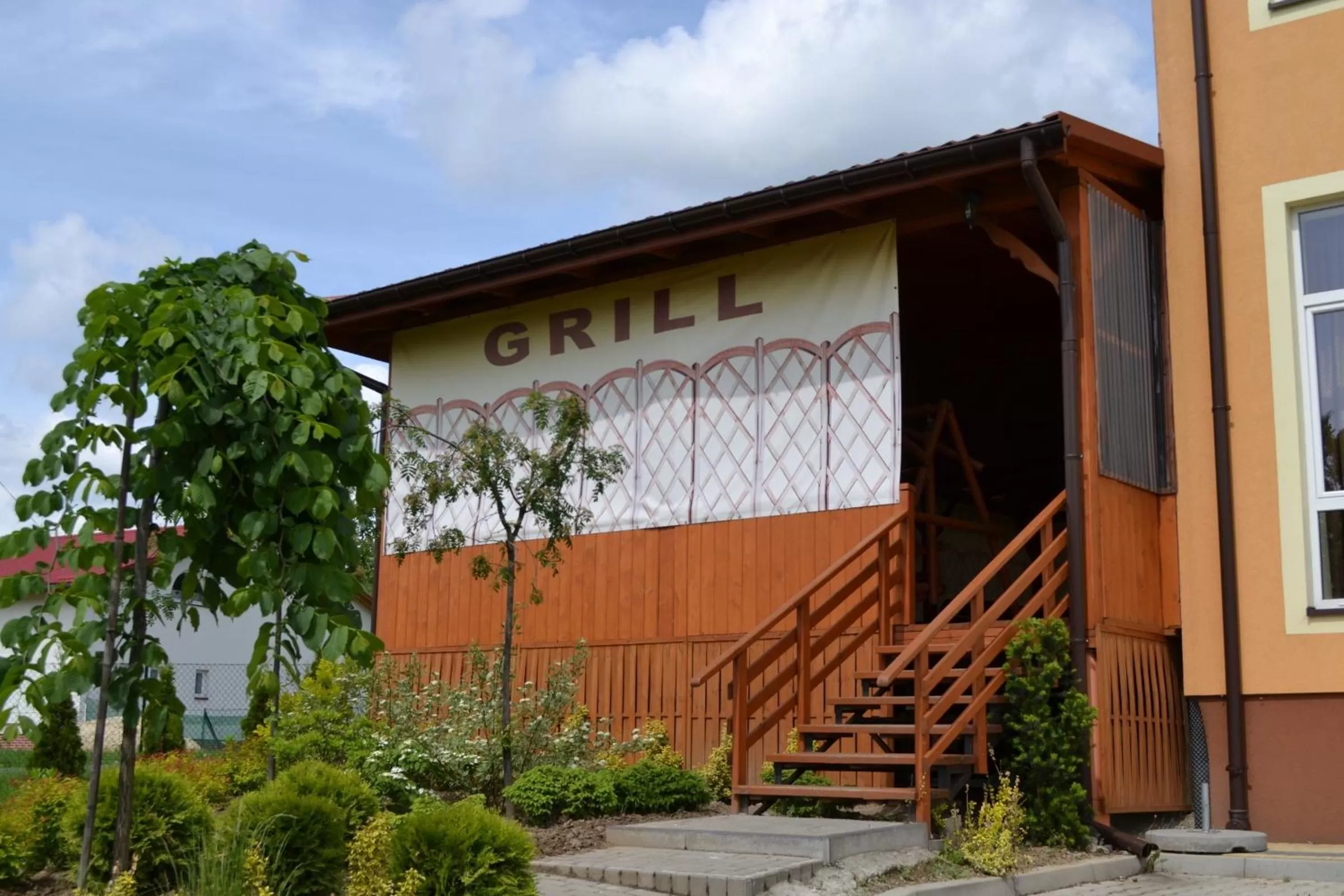 Facade/entrance, Property Building in Noclegi Sezam