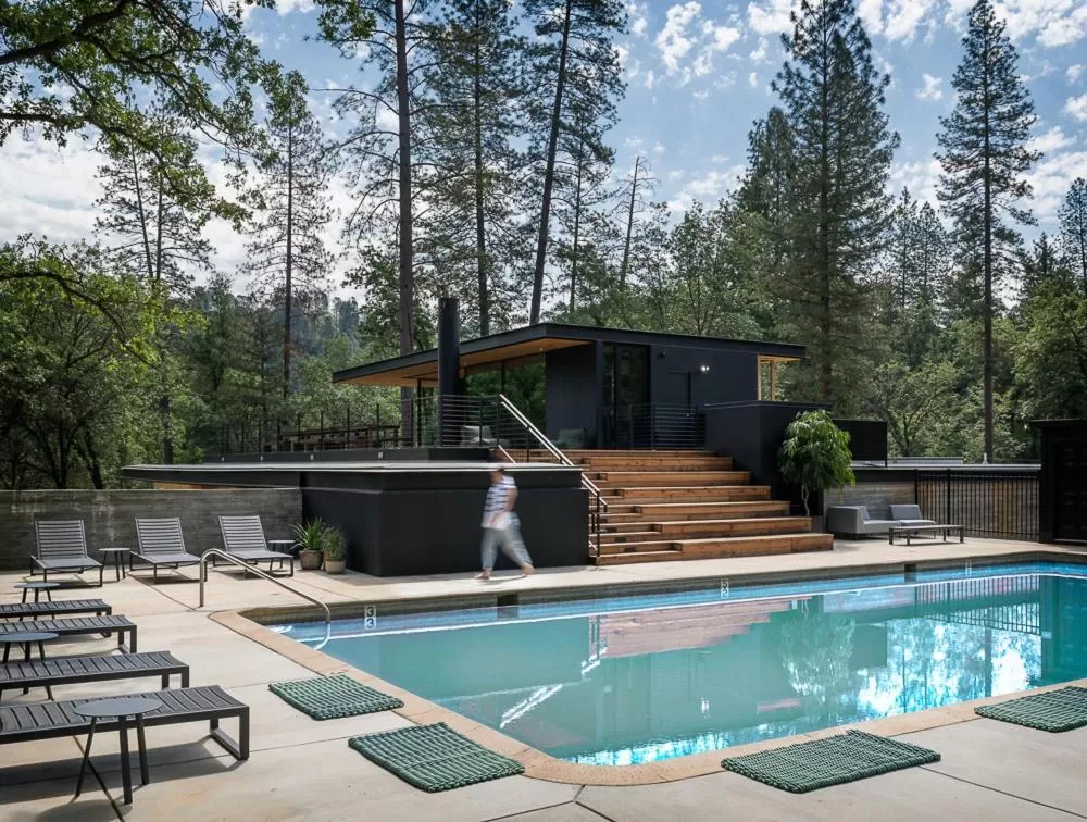 Swimming pool in AutoCamp Yosemite