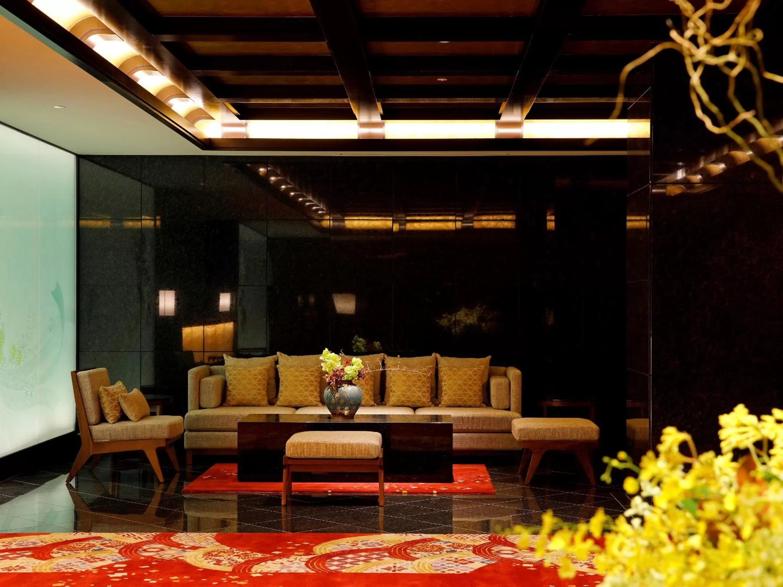 Lobby or reception in THE HOTEL SANRAKU KANAZAWA 21th December 2022 OPEN