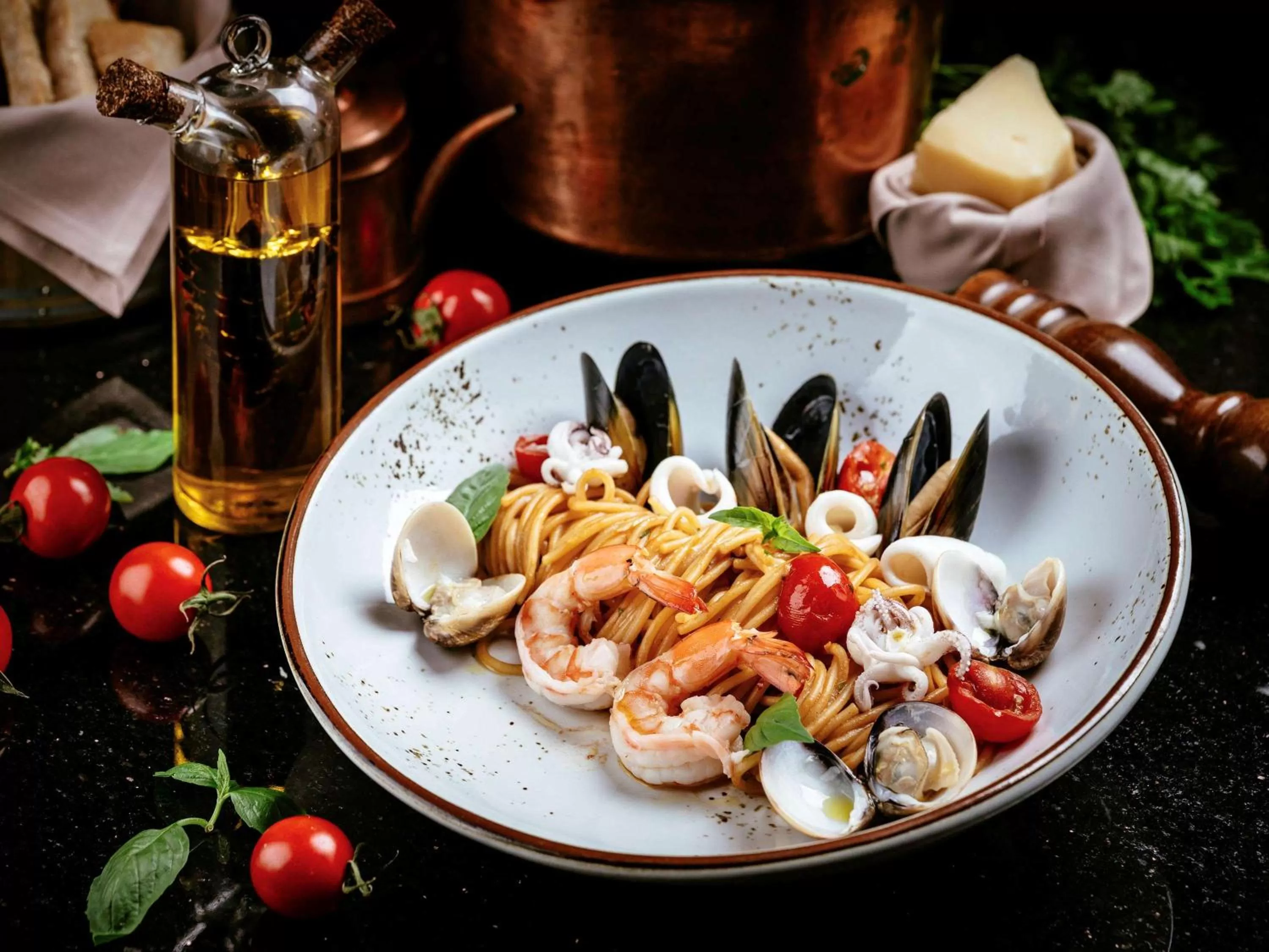 Restaurant/places to eat, Food in Hotel Muse Bangkok Langsuan - MGallery