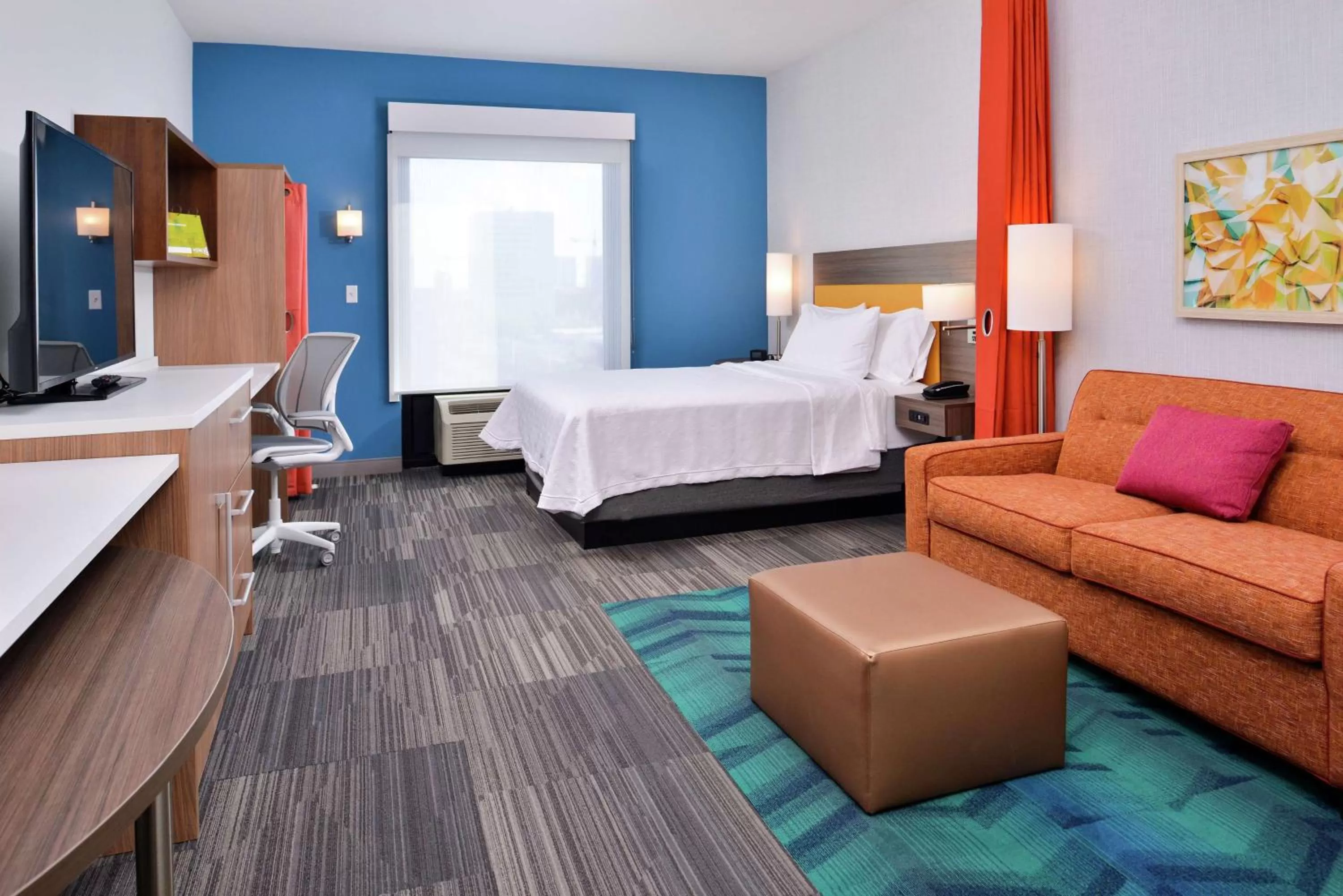 Bedroom, Bed in Home2 Suites By Hilton Tampa Downtown Channel District
