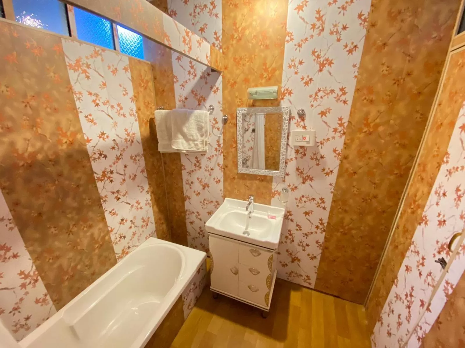 Shower, Bathroom in Nazneen Group Of Houseboats