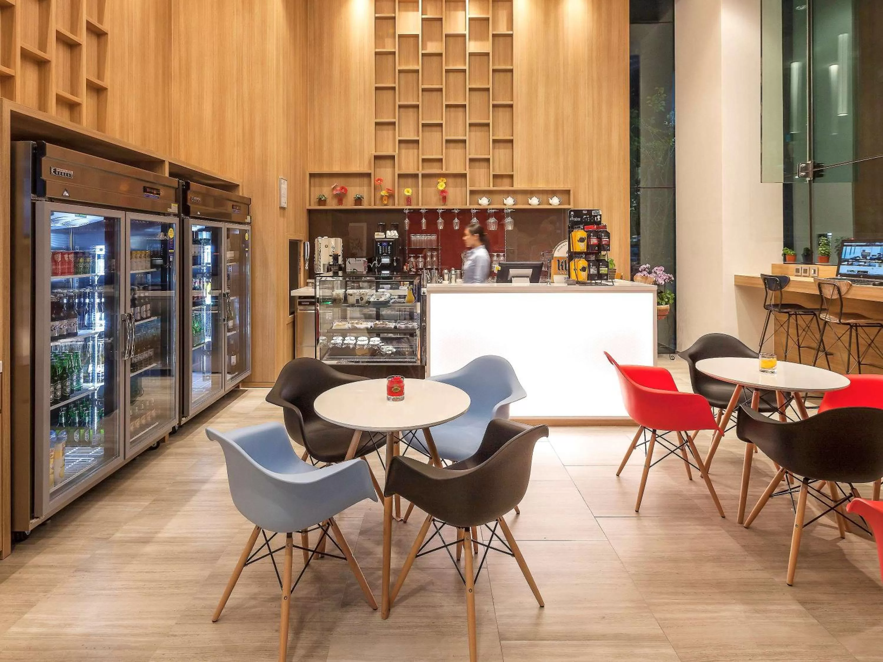 Lounge or bar in Travelodge Dongdaemun Seoul