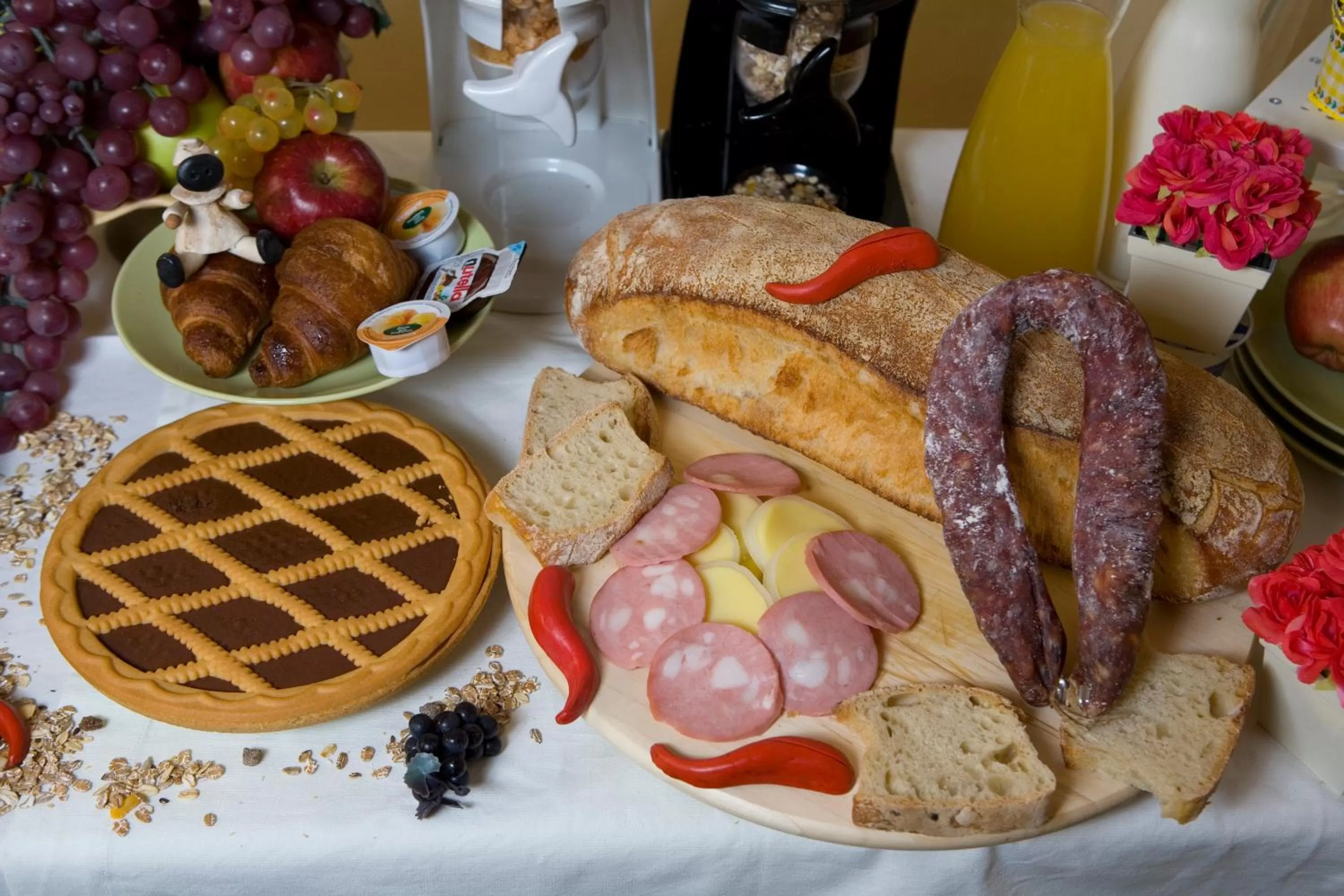 Food and drinks in Hotel Cineholiday