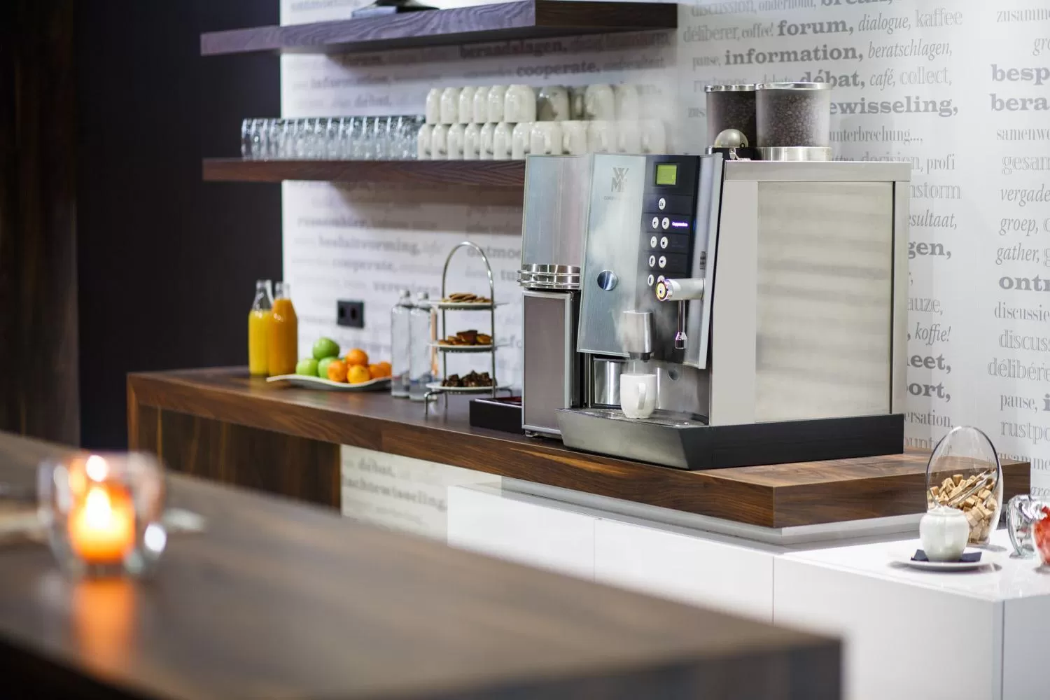 Coffee/tea facilities in Postillion Hotel Deventer