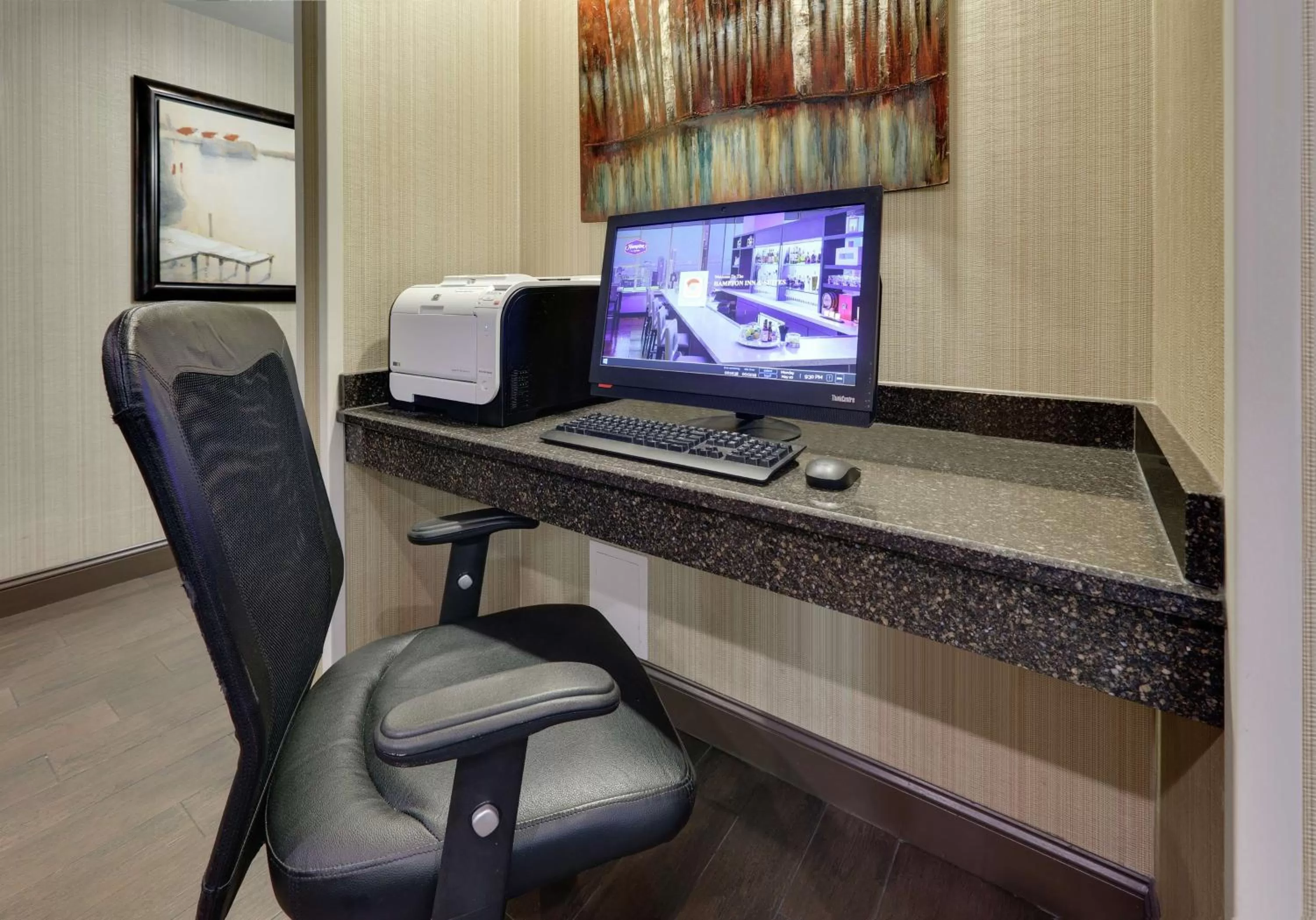 Business facilities in Hampton Inn & Suites Mooresville
