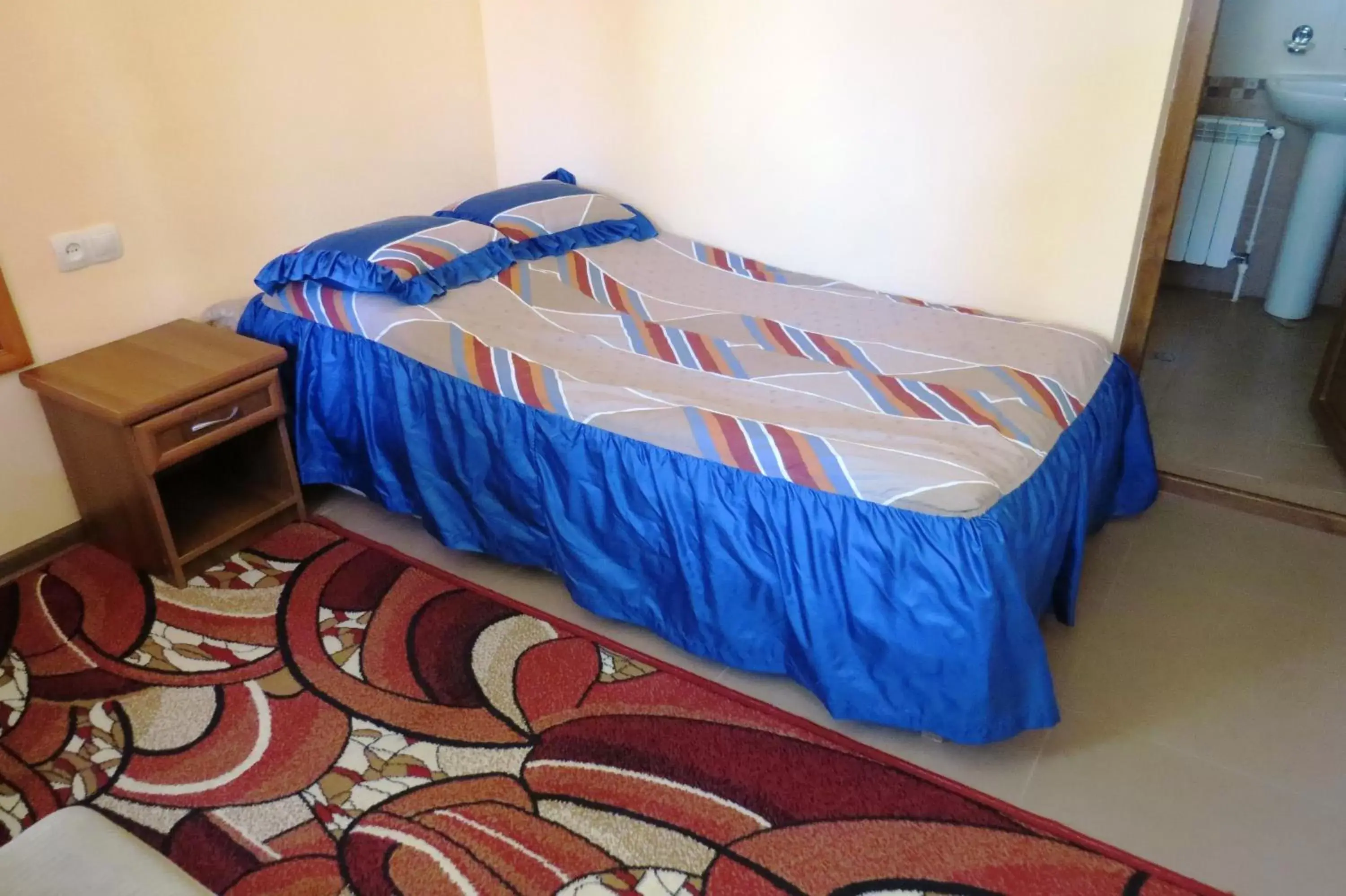 Standard Single Room in MagHay B&B Hotel in Vanadzor Standard Single Room in MagHay B&B Hotel in Vanadzor