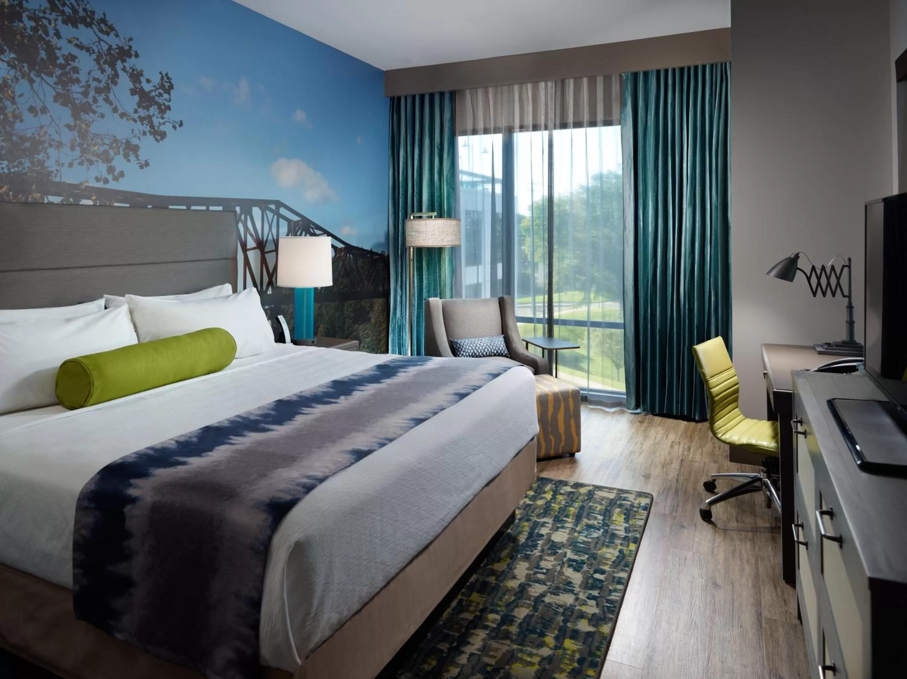 Photo of the whole room, Bed in Hotel Indigo Tuscaloosa Downtown by IHG