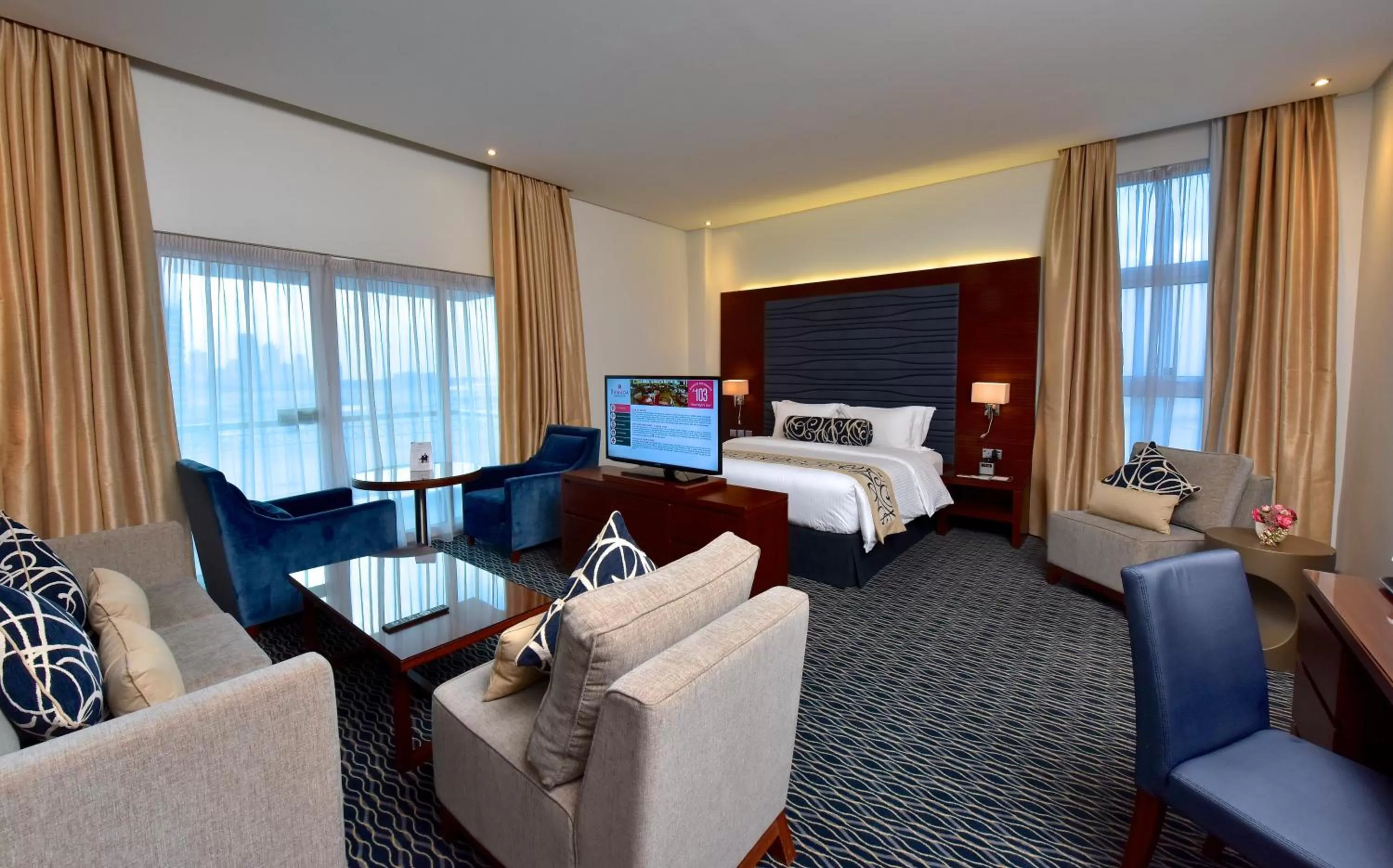 Day, Bed in Ramada by Wyndham Manama City Centre