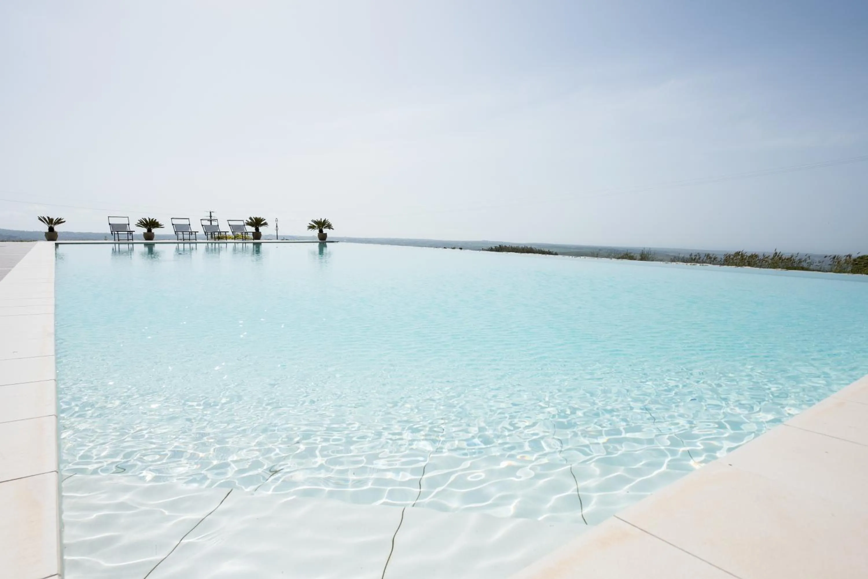 Swimming pool in La Dimora di Spartivento - BW Signature Collection