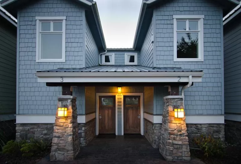 Property building in Pacific Reef Hotel & Light Show