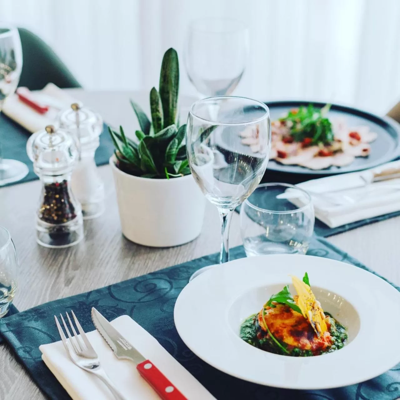 Restaurant/places to eat in Ostella Spa & Resort