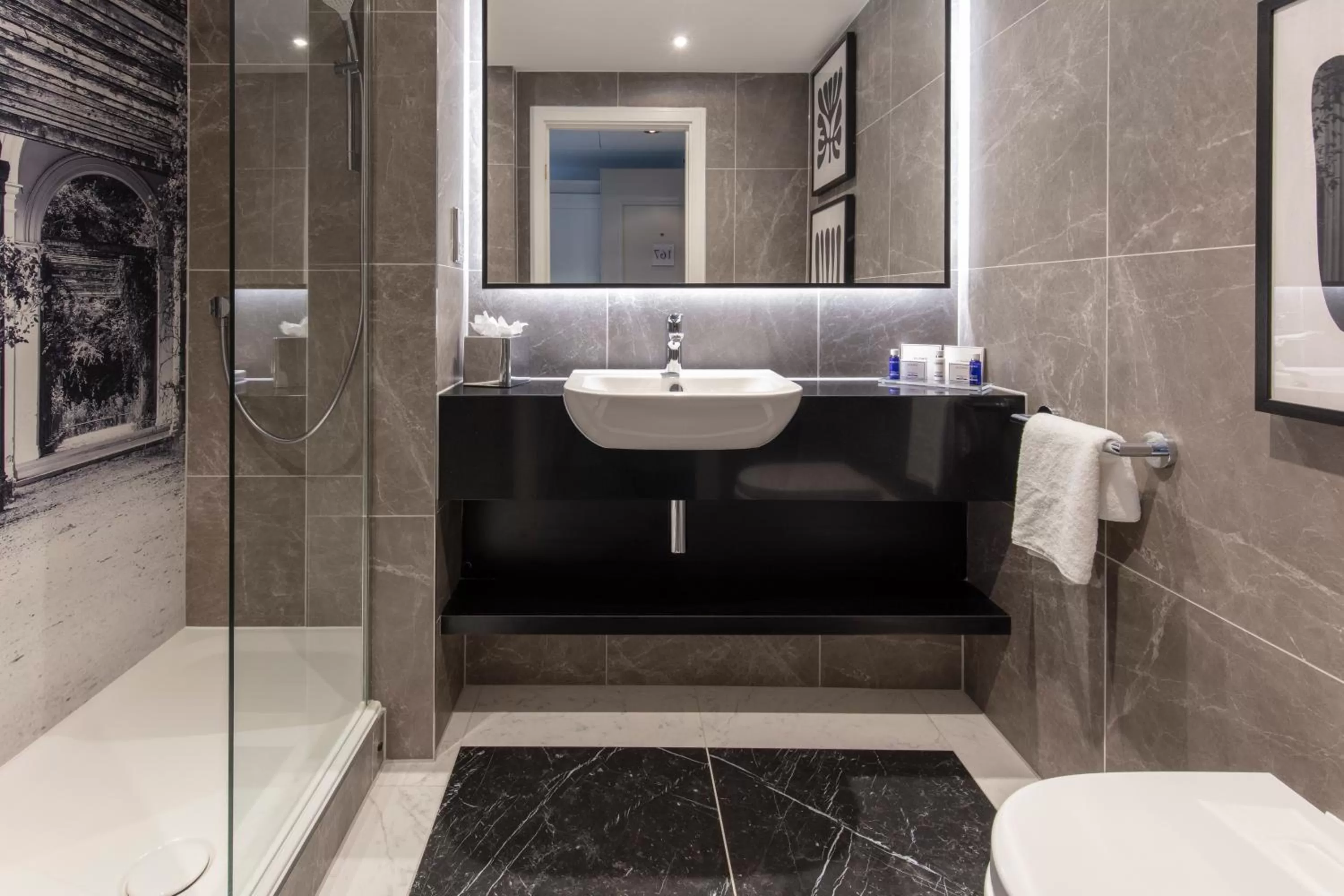 Bathroom in Oulton Hall Hotel, Spa & Golf Resort