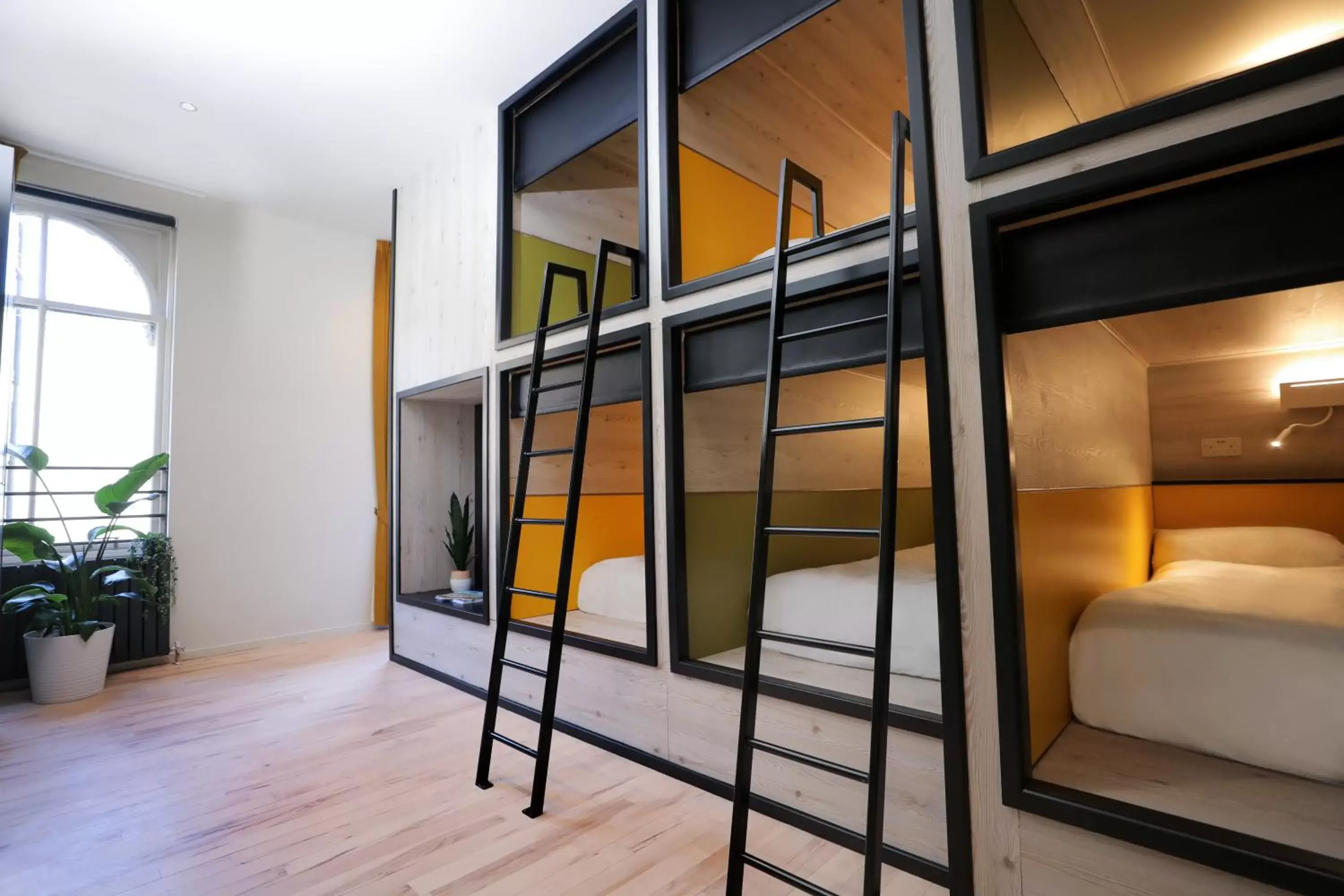 Solo Kapuseru Capsule in a suite for 8 - Shared Facilities in Revolver Solo Kapuseru Capsule in a suite for 8 - Shared Facilities in Revolver