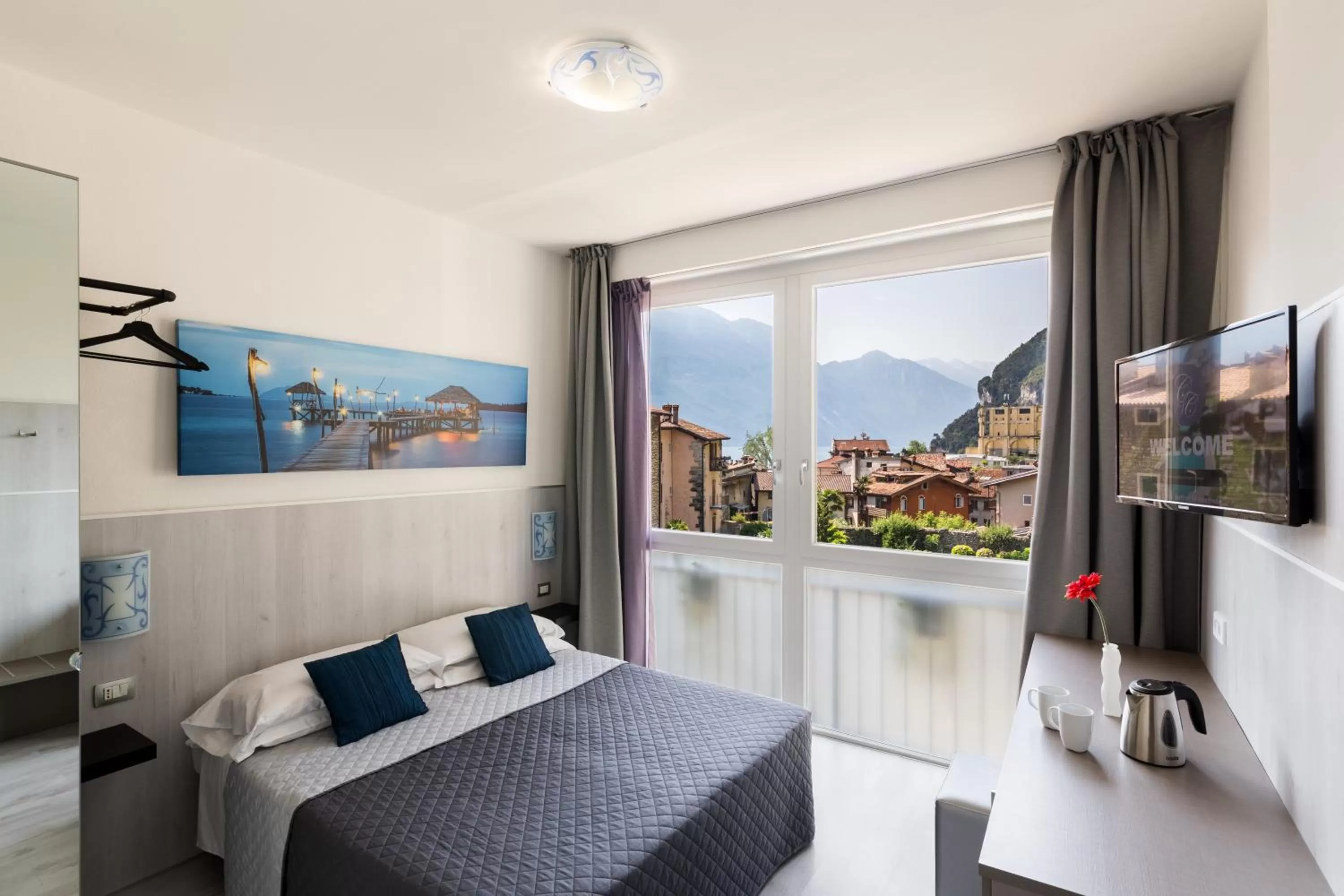 Photo of the whole room, Bed in Hotel Canarino