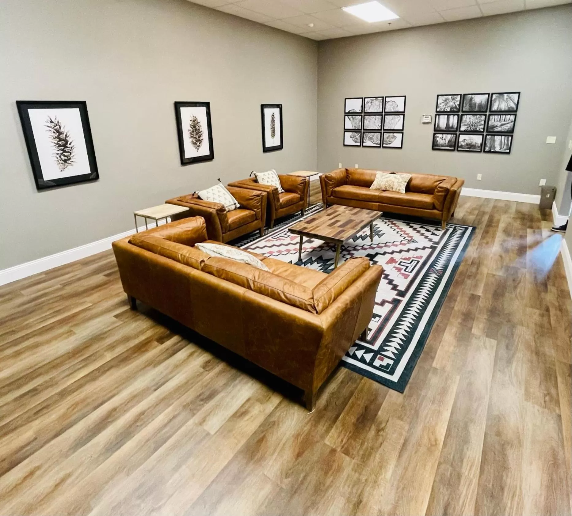 Game Room in Yosemite View Lodge