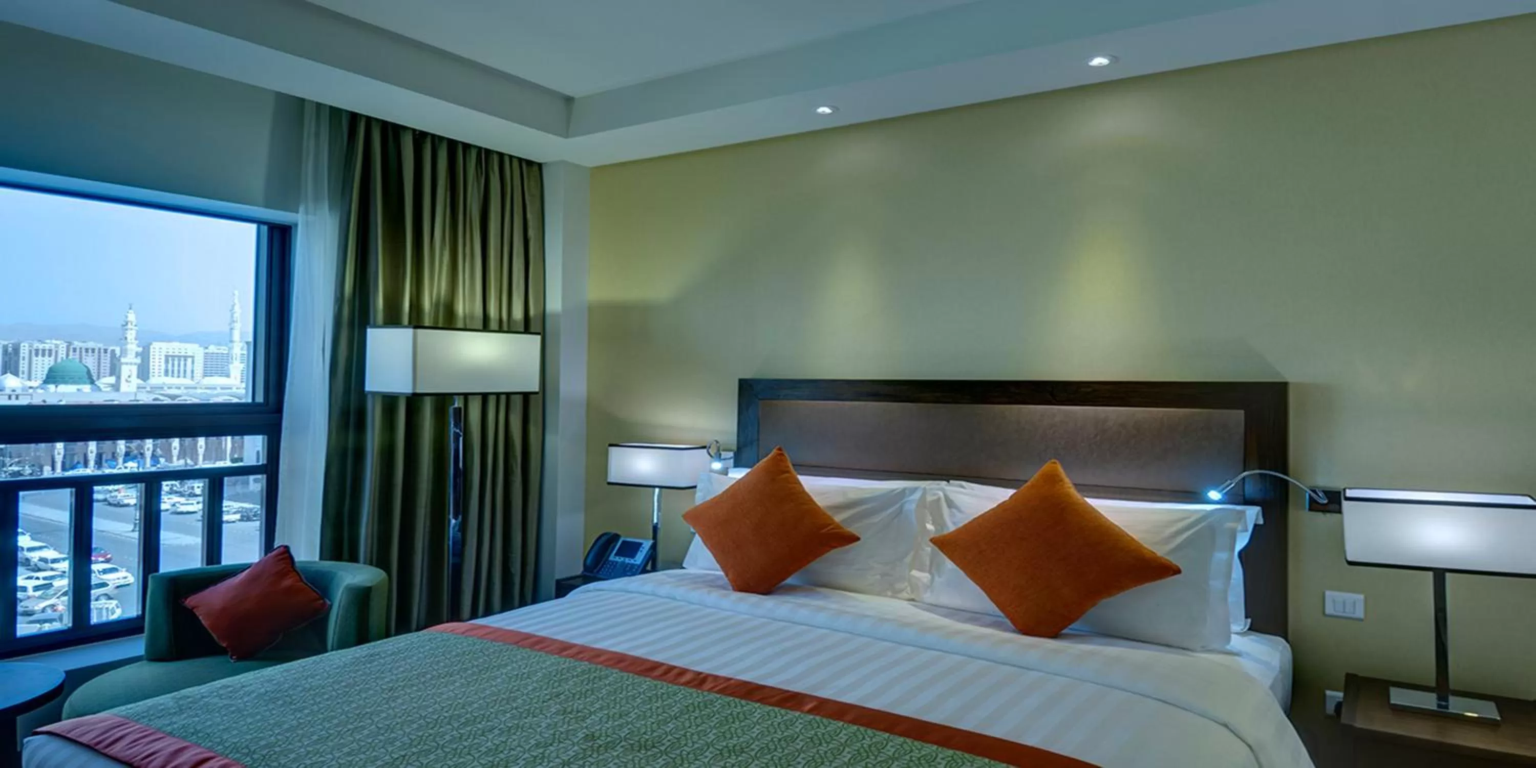 Photo of the whole room, Bed in Crowne Plaza Madinah by IHG